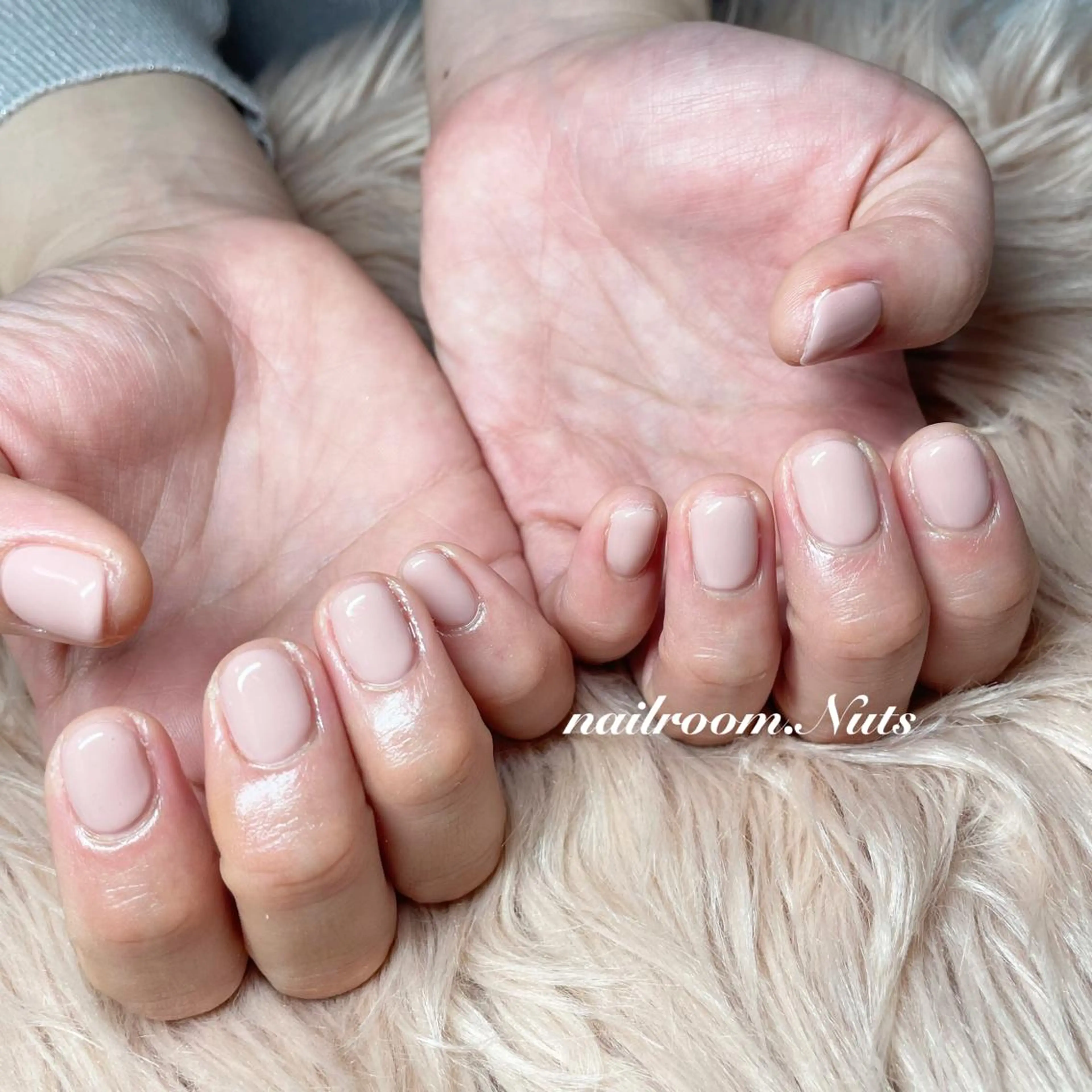 ネイル ハンドネイル nailsalon Nutsのネイルデザイン