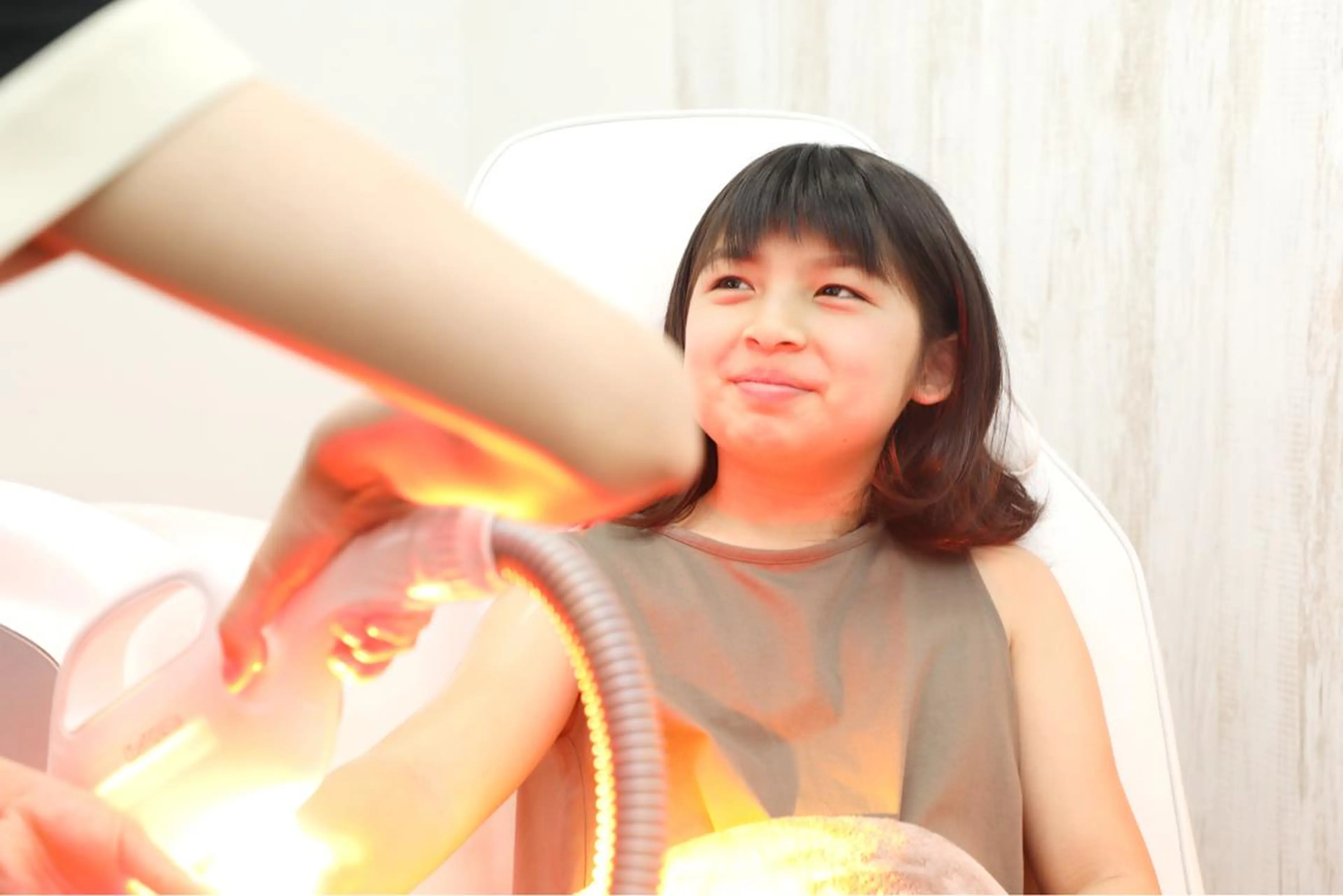 Mパーツ…（v・i・o・口周り・バスト・お腹・両肘上・両肘下・お尻から1箇所）17歳未満30%OFF（要同意書）コース有の写真