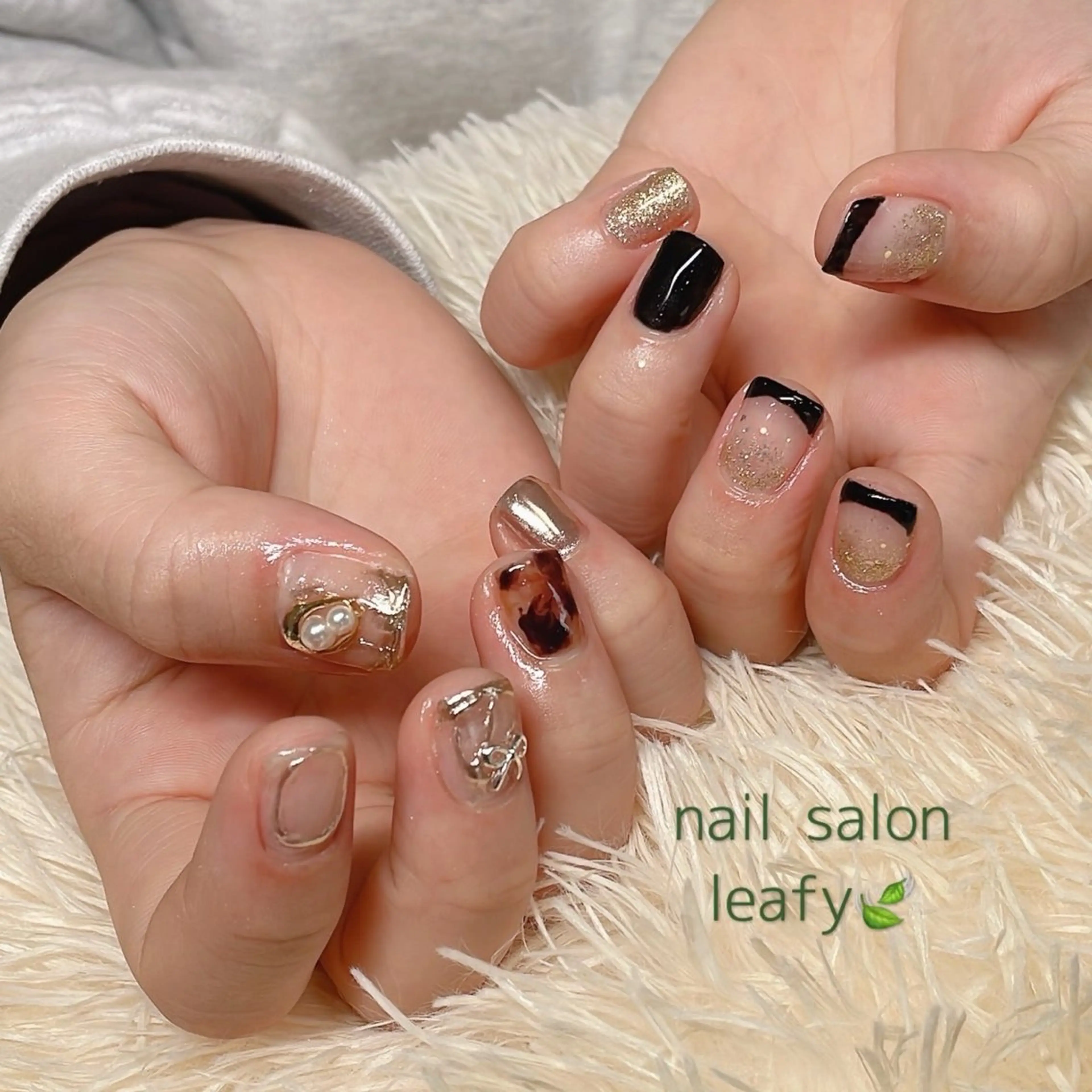 ネイル べっ甲ネイル フレンチネイル ミラーネイル 持ち込み ニュアンスネイル ネイルサロン leafyのネイルデザイン