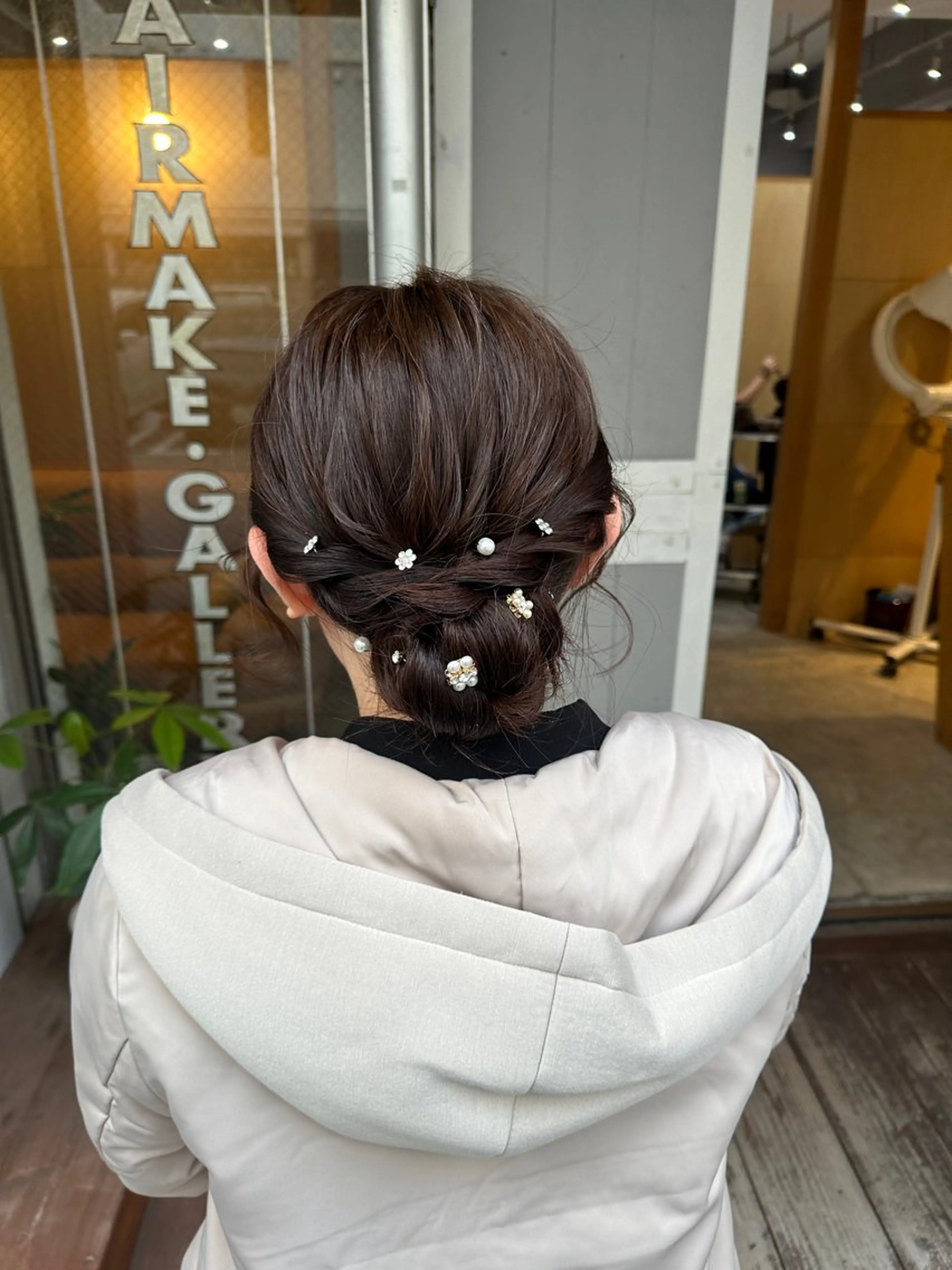 ミディアム miloc MOMOKAのヘアスタイル