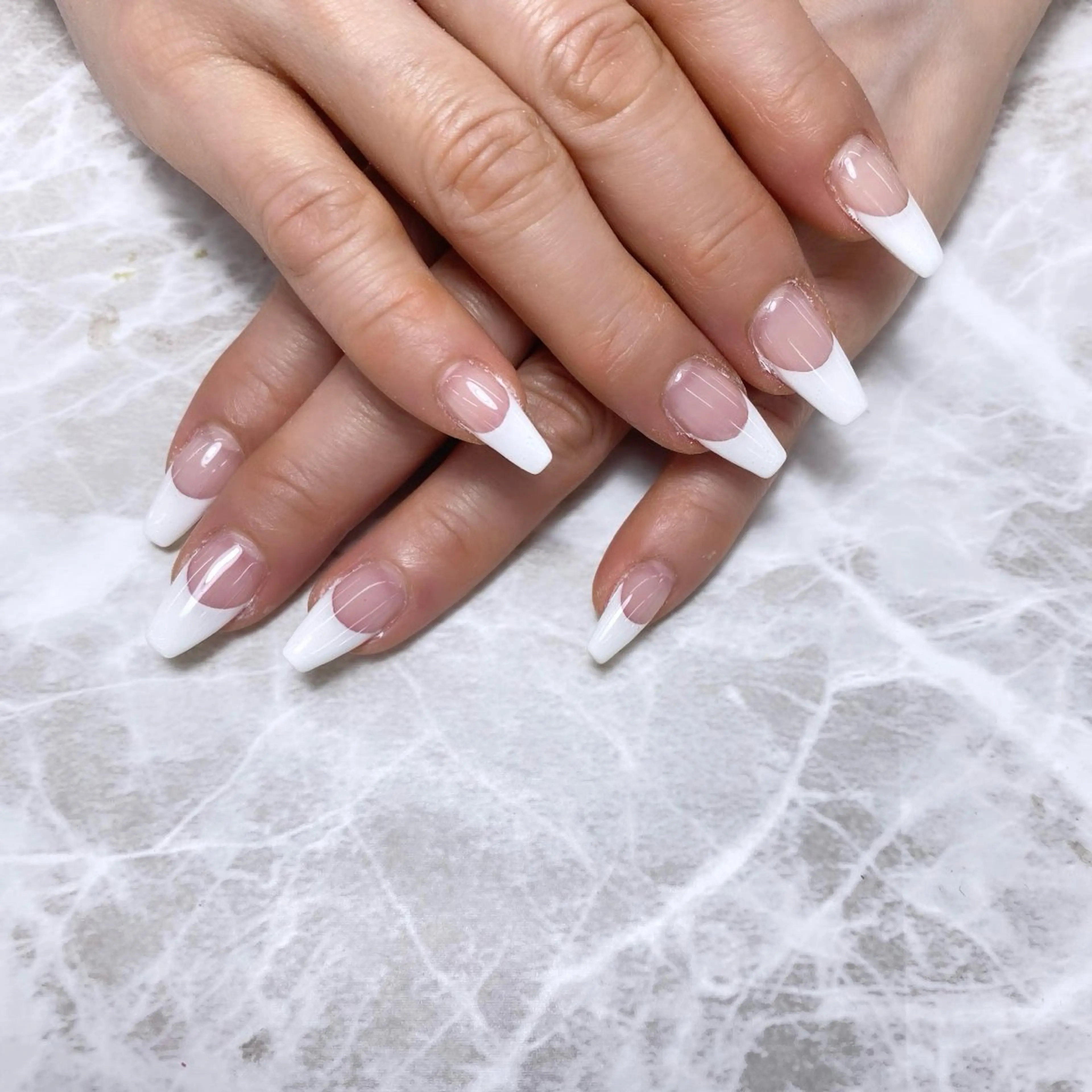 ネイル フレンチネイル MAXKELLY北野 ゆうきのネイルデザイン