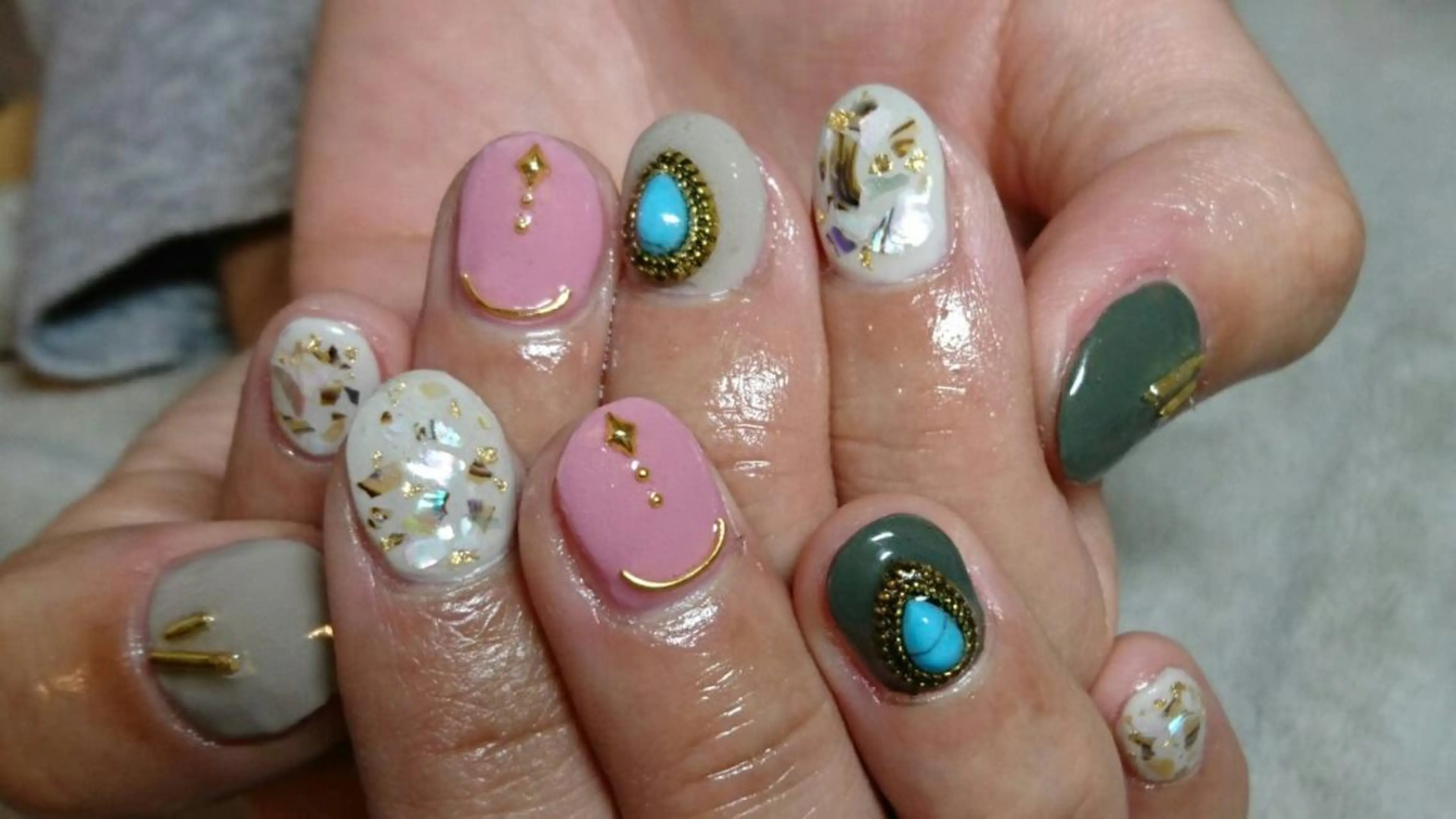 ネイル LAVISH nail salonのヘアスタイル