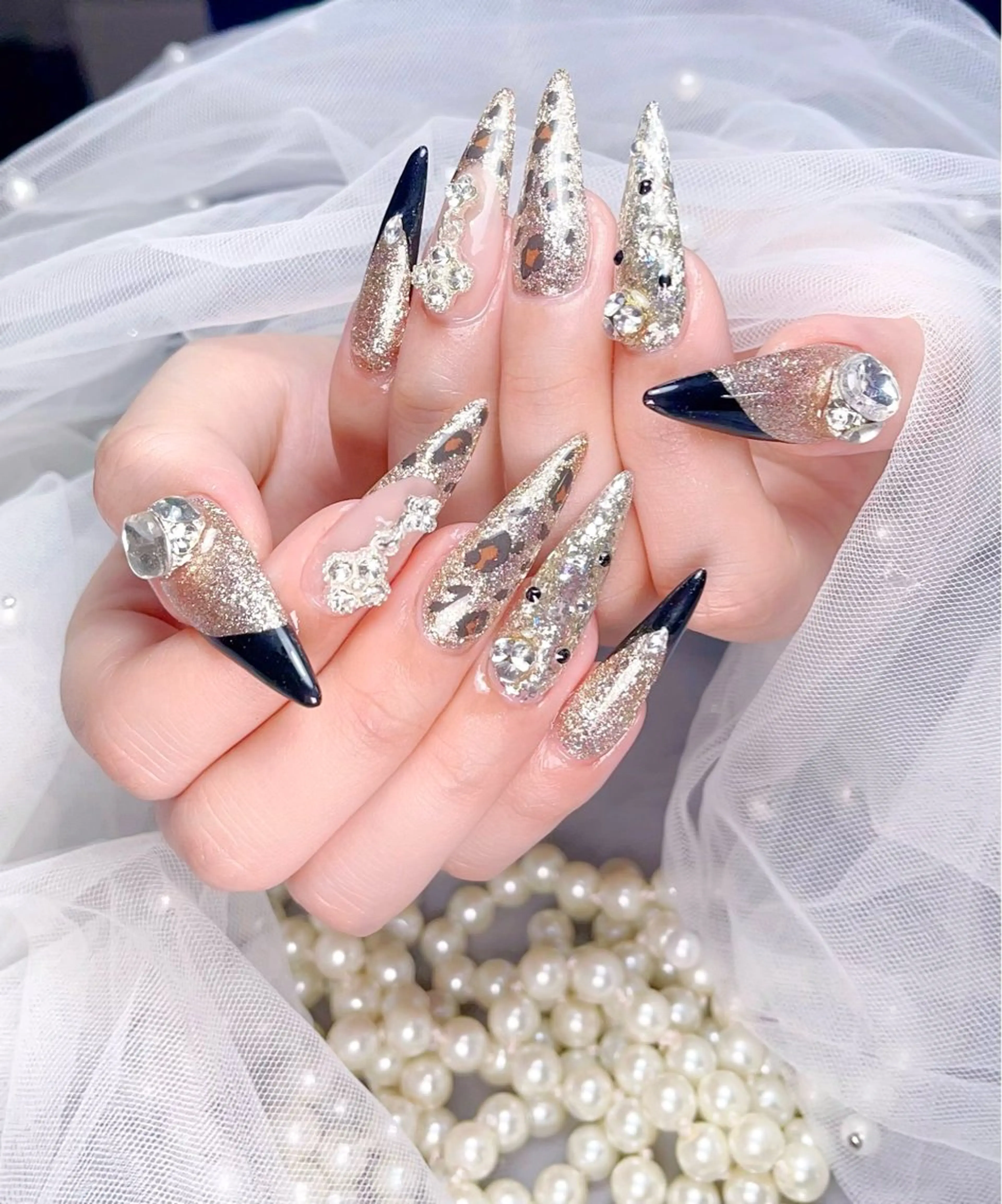 ネイル KiKO 🌻ひまわりサロンのネイルデザイン