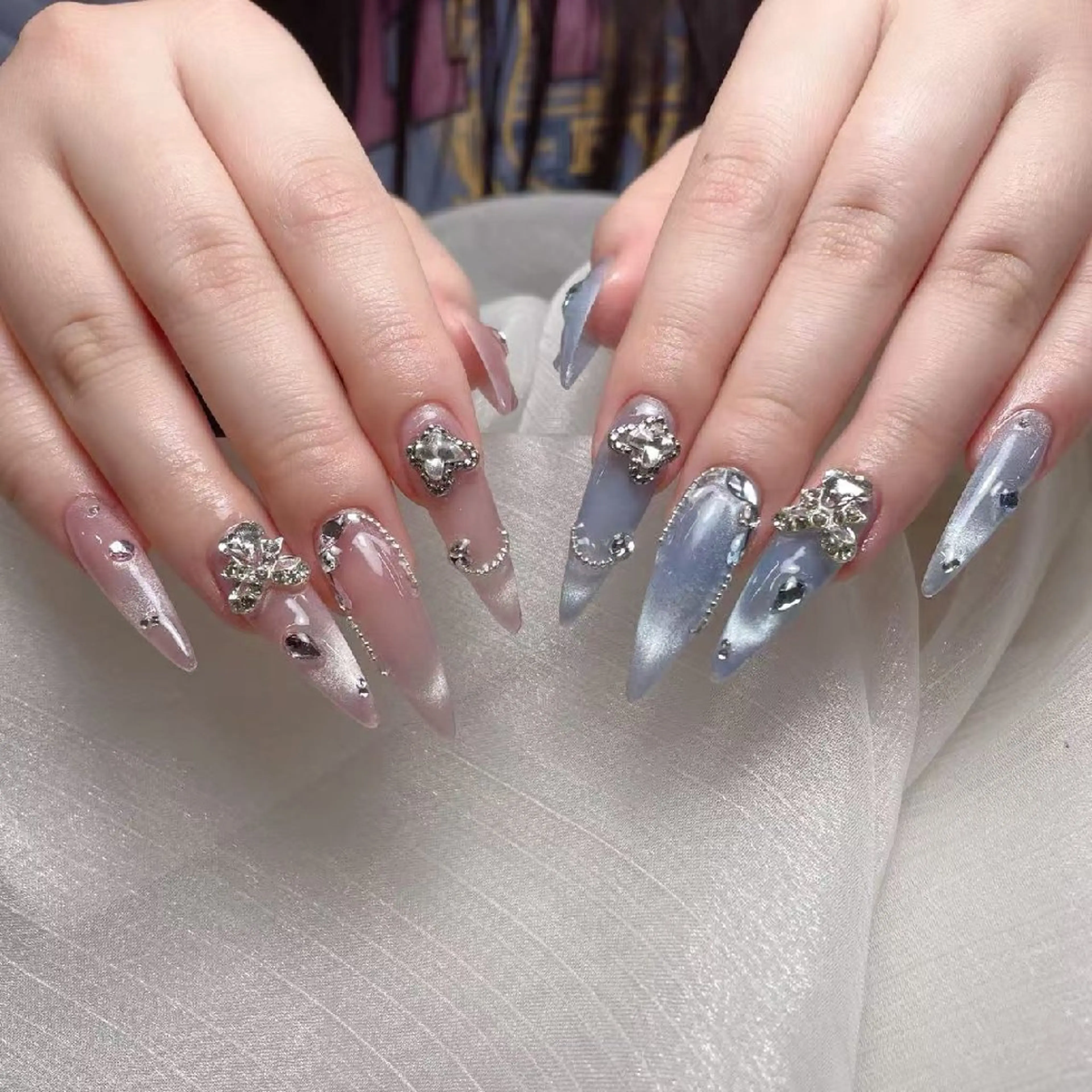 ネイル ENsalon AKIRAのネイルデザイン