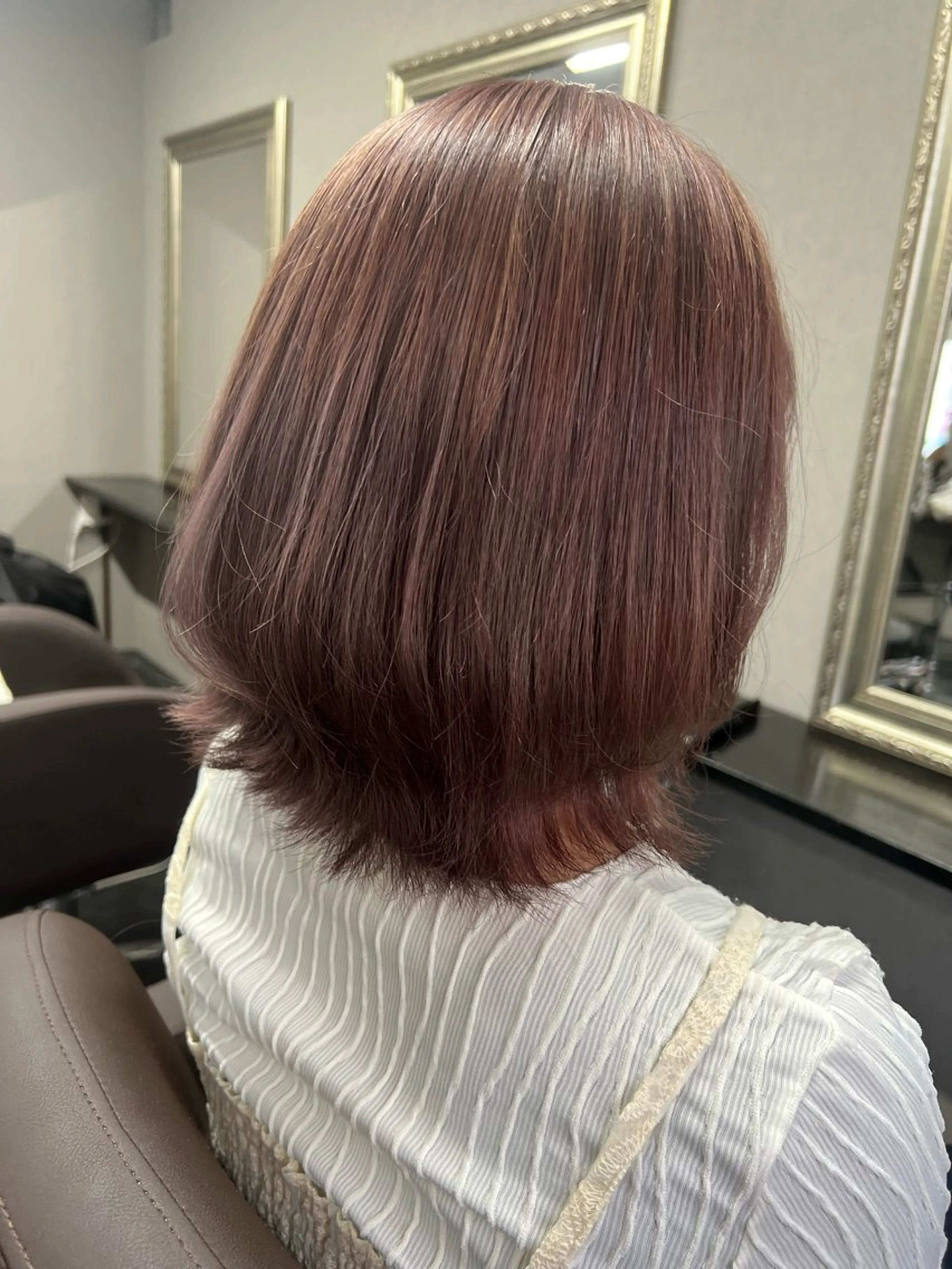 ミディアム カラー ヘアカラー ハイトーンカラー 坂本 翼のヘアスタイル