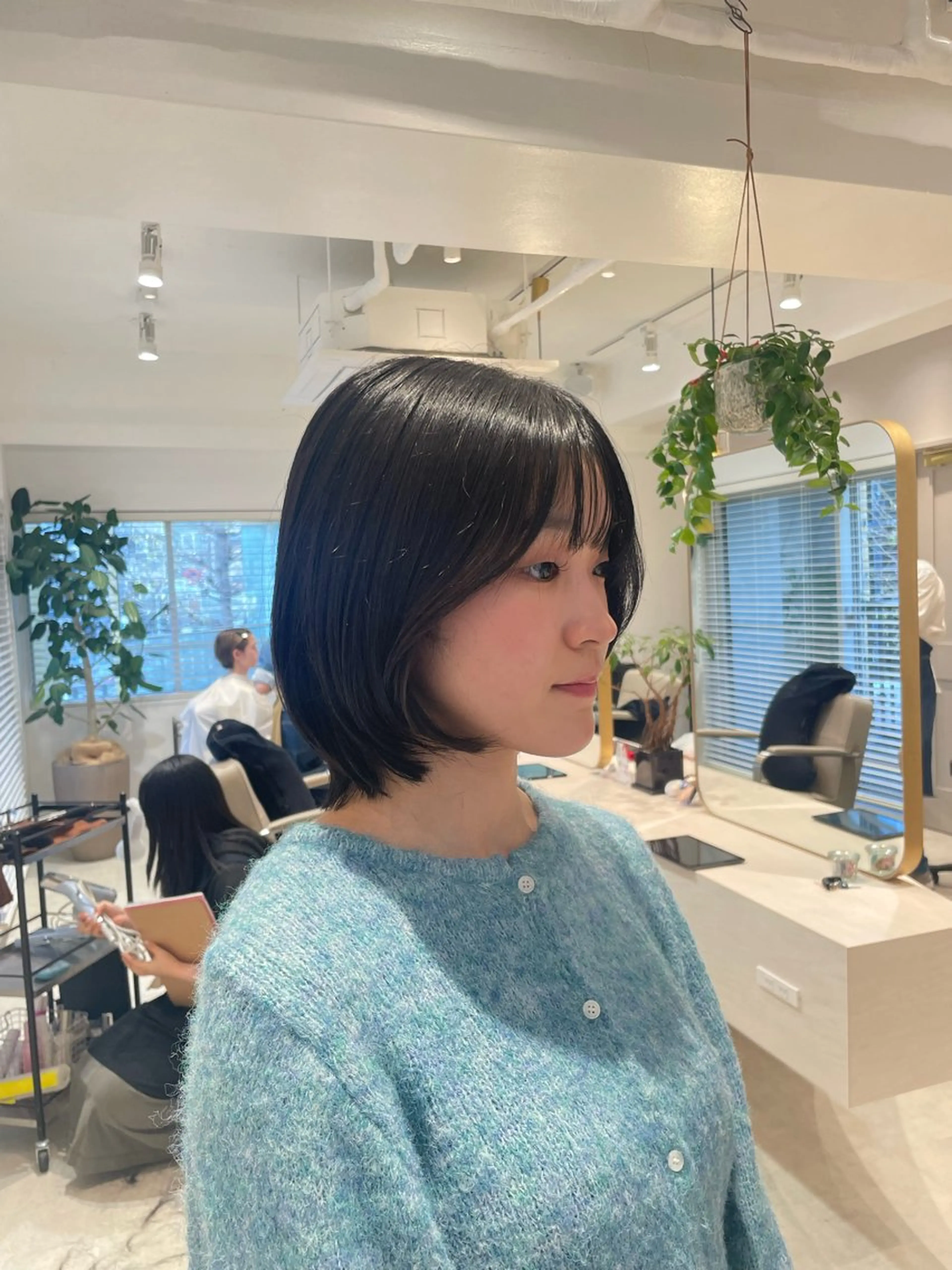 ミディアム BRIGHT所属・🤍恵比寿/透明感/ 小顔カット🤍アズサのヘアスタイル