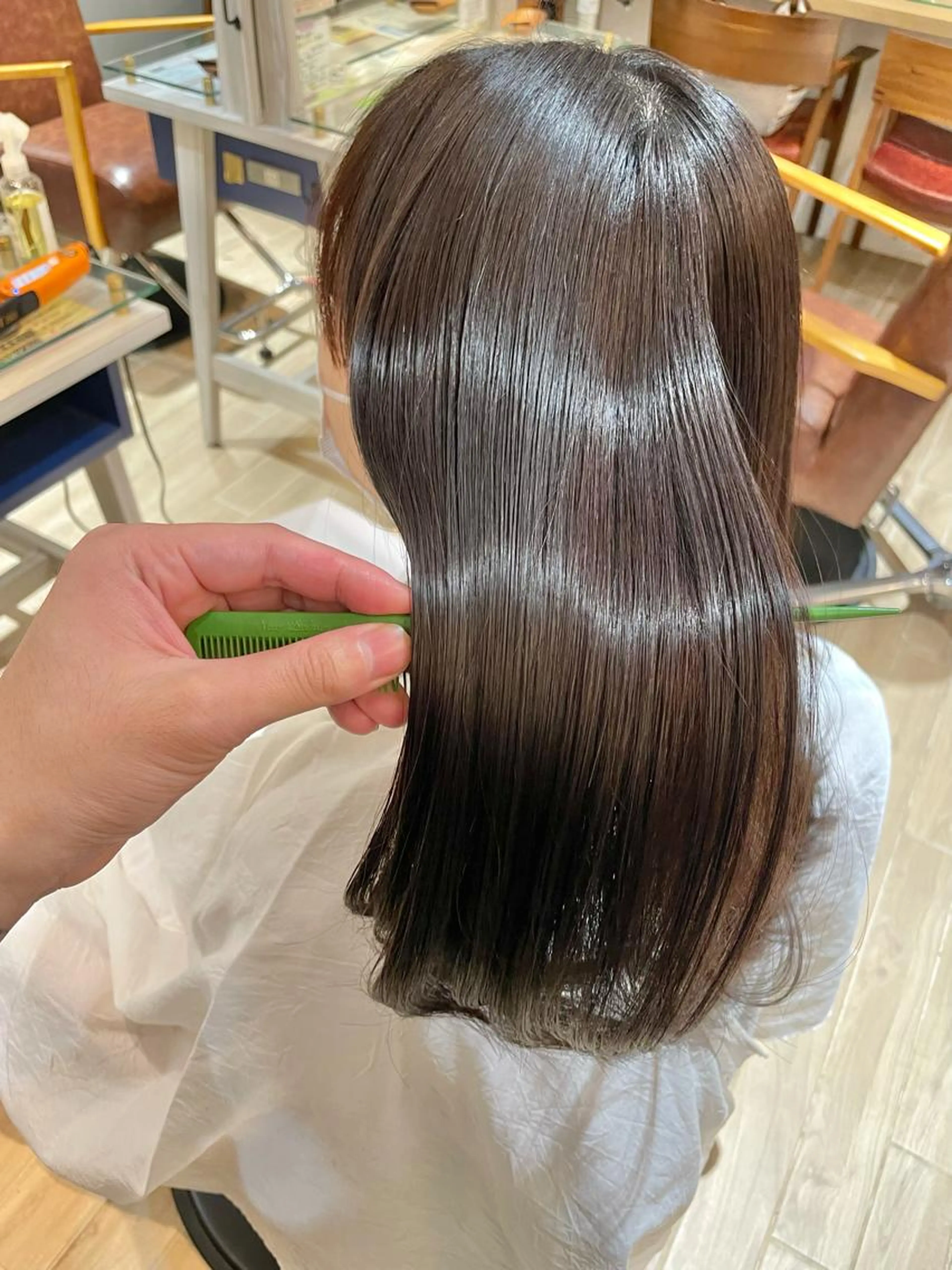 湿気や汗でうねる方☔️縮毛矯正+TOKIOトリートメントの写真