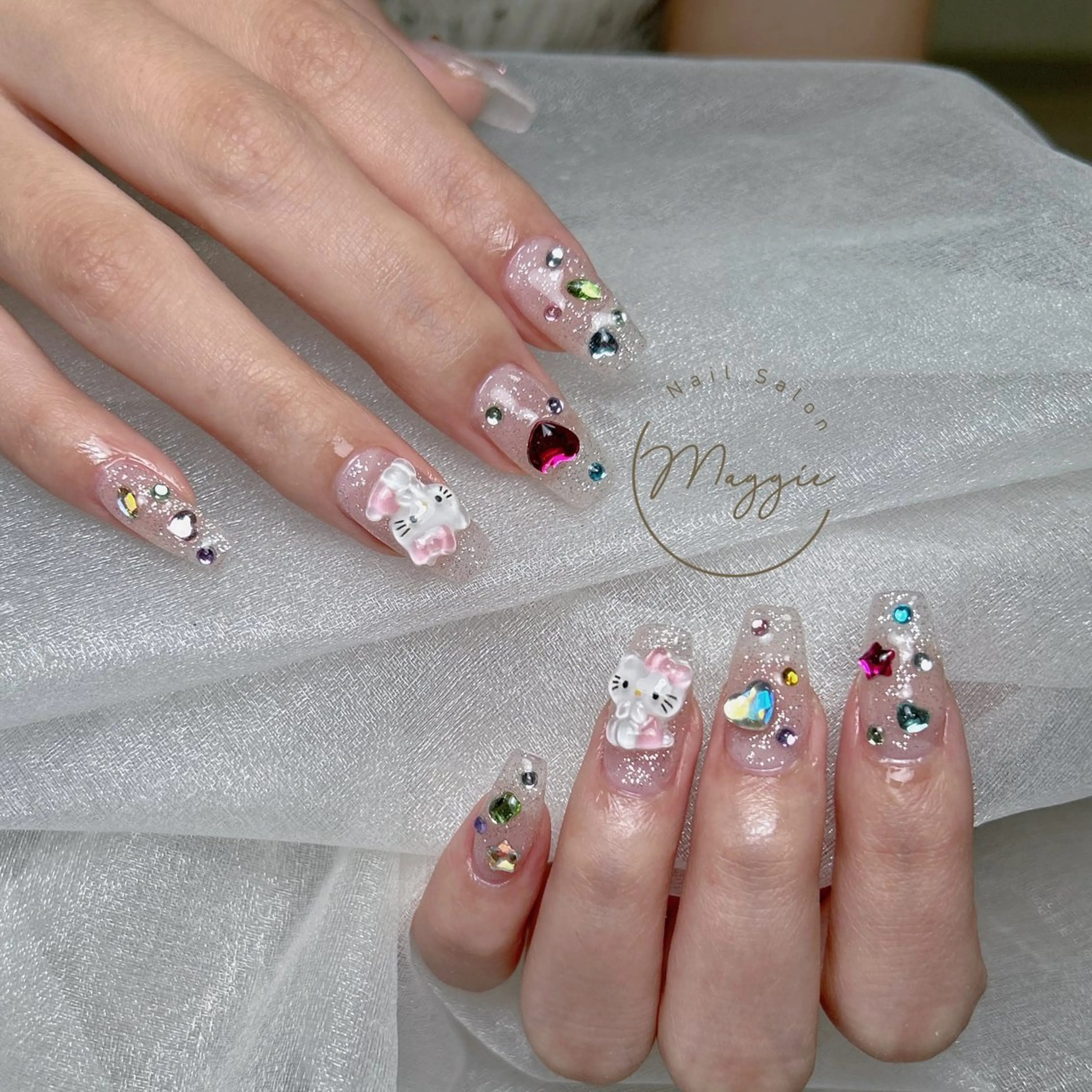 ネイル Maggie Nail🦩のネイルデザイン