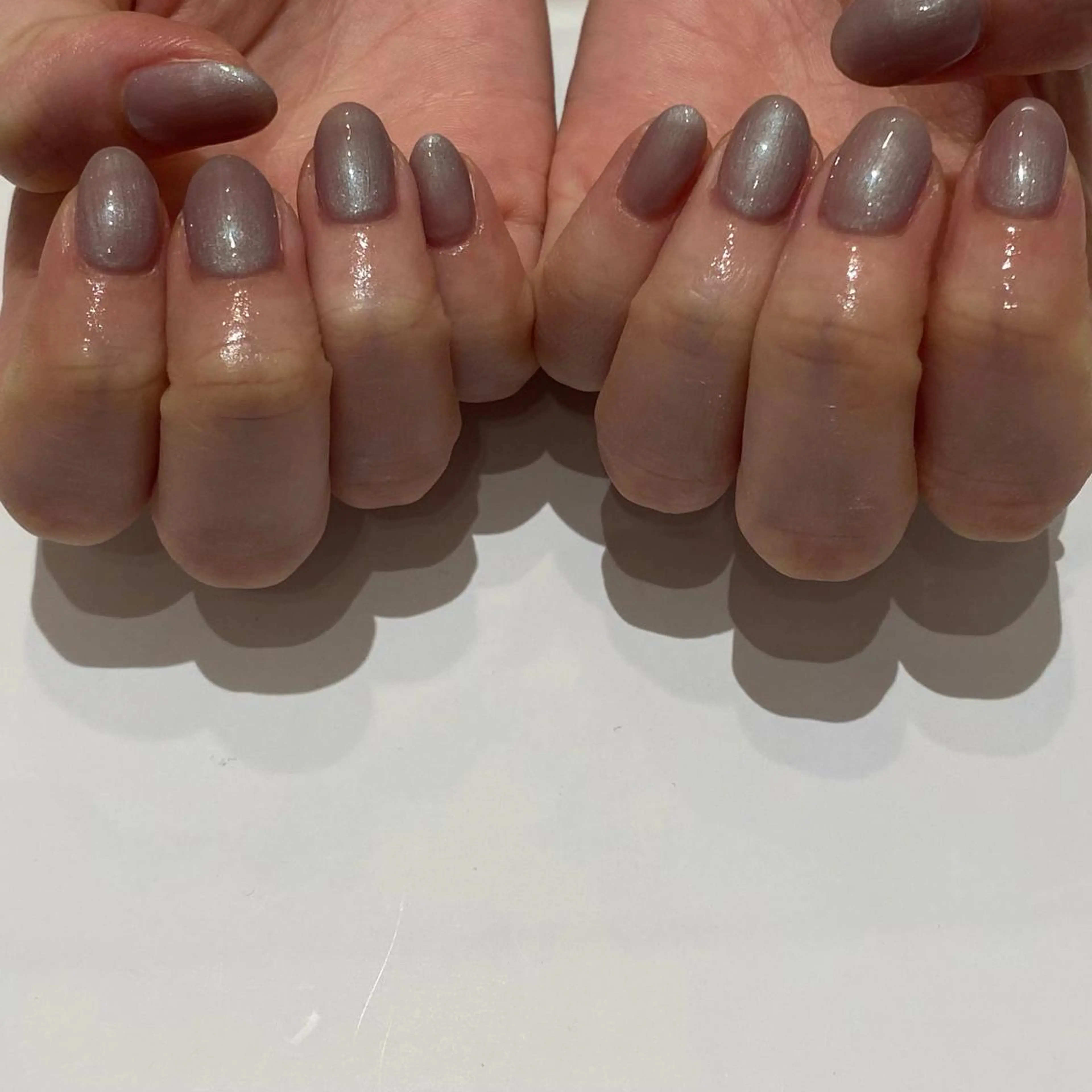 ネイル ワンカラーネイル ネイル&アイ　QUEEN&CRIMSON所属・眉WAX/ピーリング ホワイトニングの眉毛・アイブロウイメージ