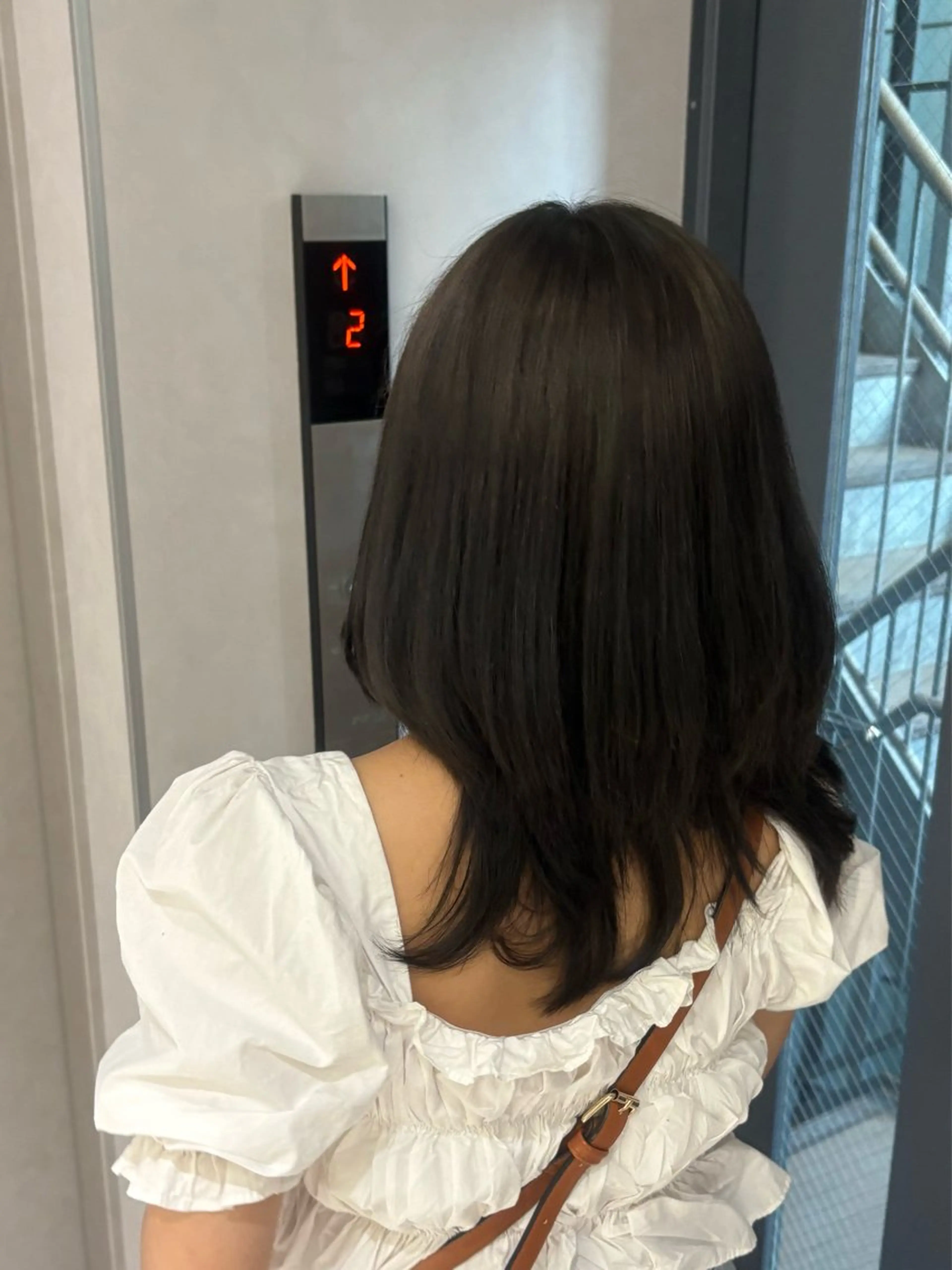 ミディアム カラー グレージュ オリーブグレージュ オリーブグレー ヘアカラー トリートメント 彩華 🎀 西梅田美容室のヘアスタイル