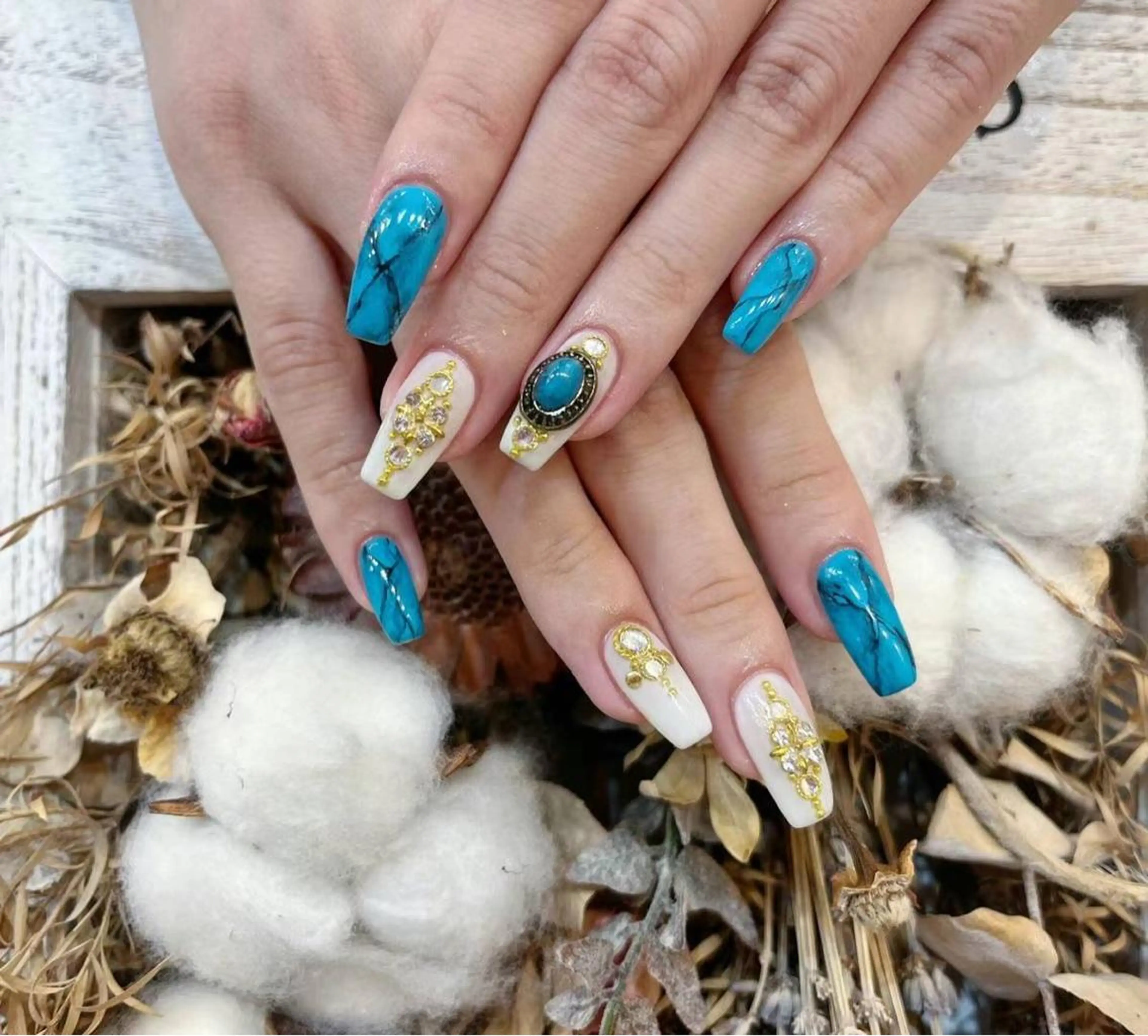 ネイル ゴールド Babarla nailのネイルデザイン