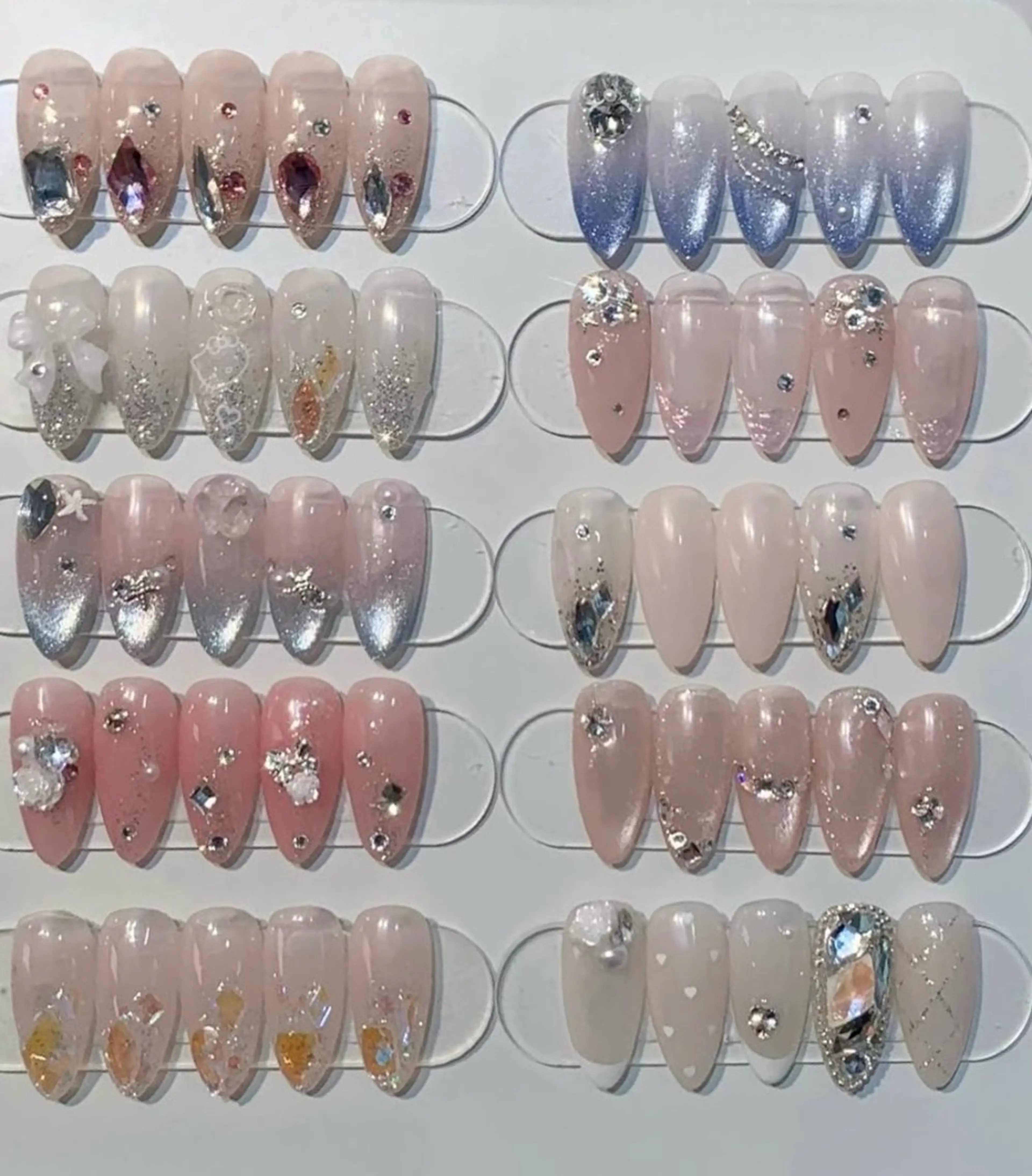 ネイル アートネイル マグネットネイル ワンカラーネイル シルバー シンプルネイル NailSalon✨ Écrinエクランのネイルデザイン