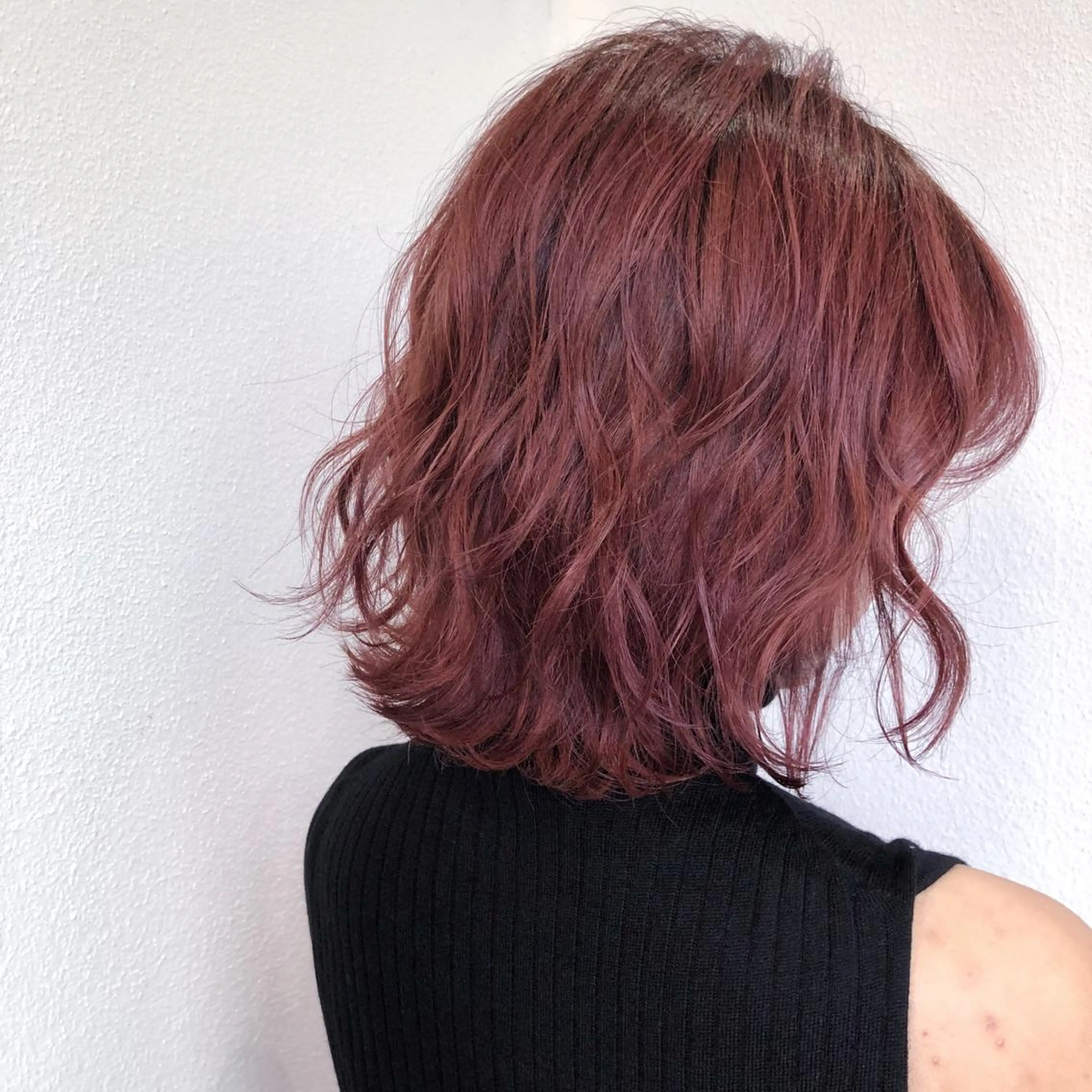 ショート カラー ヘアアレンジ ブリーチ ブリーチなしカラー レッドカラー カット ヘアカラー トリートメント GiseL天神カラー 髪質改善/ブリーチのヘアスタイル