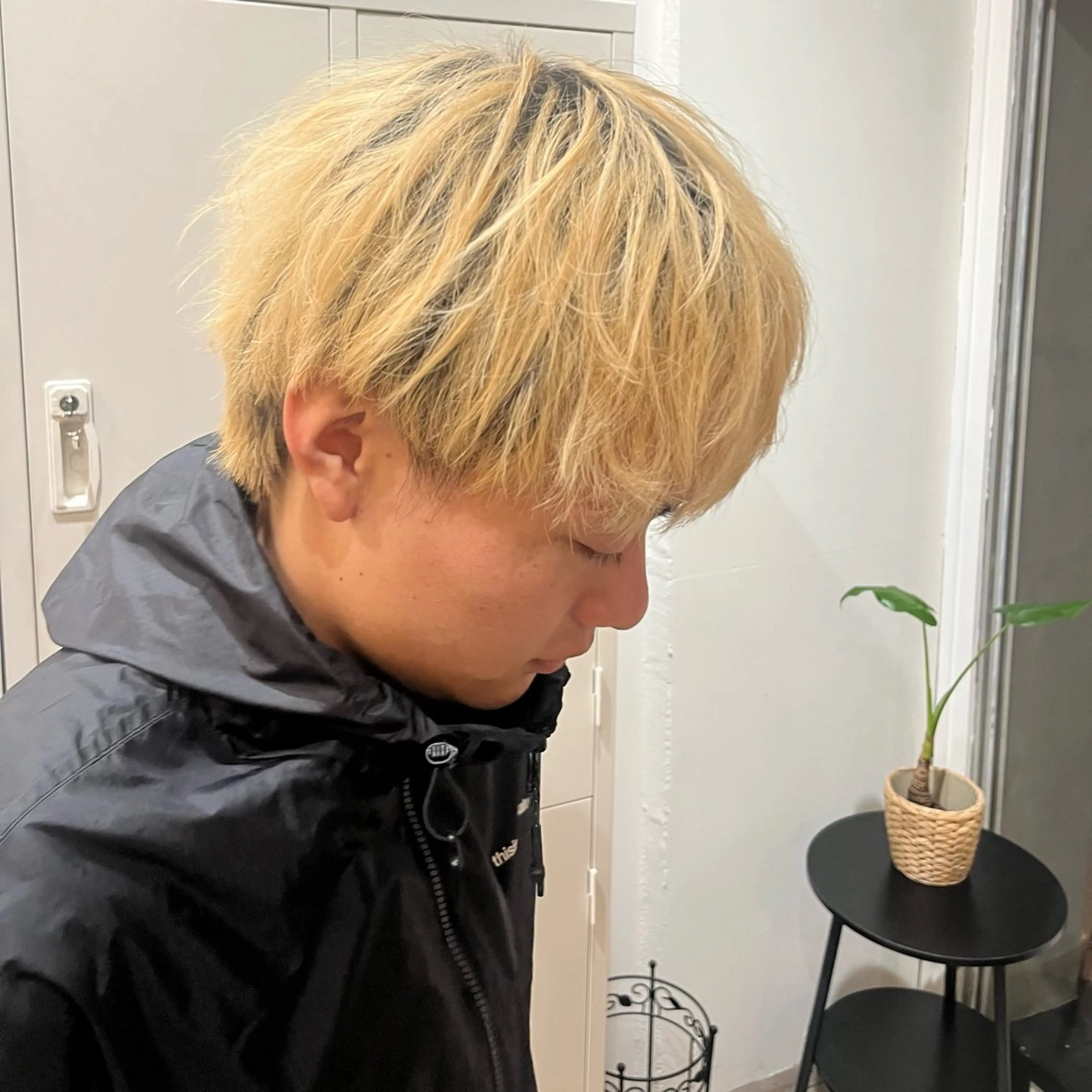 ショート カラー ハイトーンカラー カット FERIA  梅田所属・FERIA梅田 /竹田誠のヘアスタイル