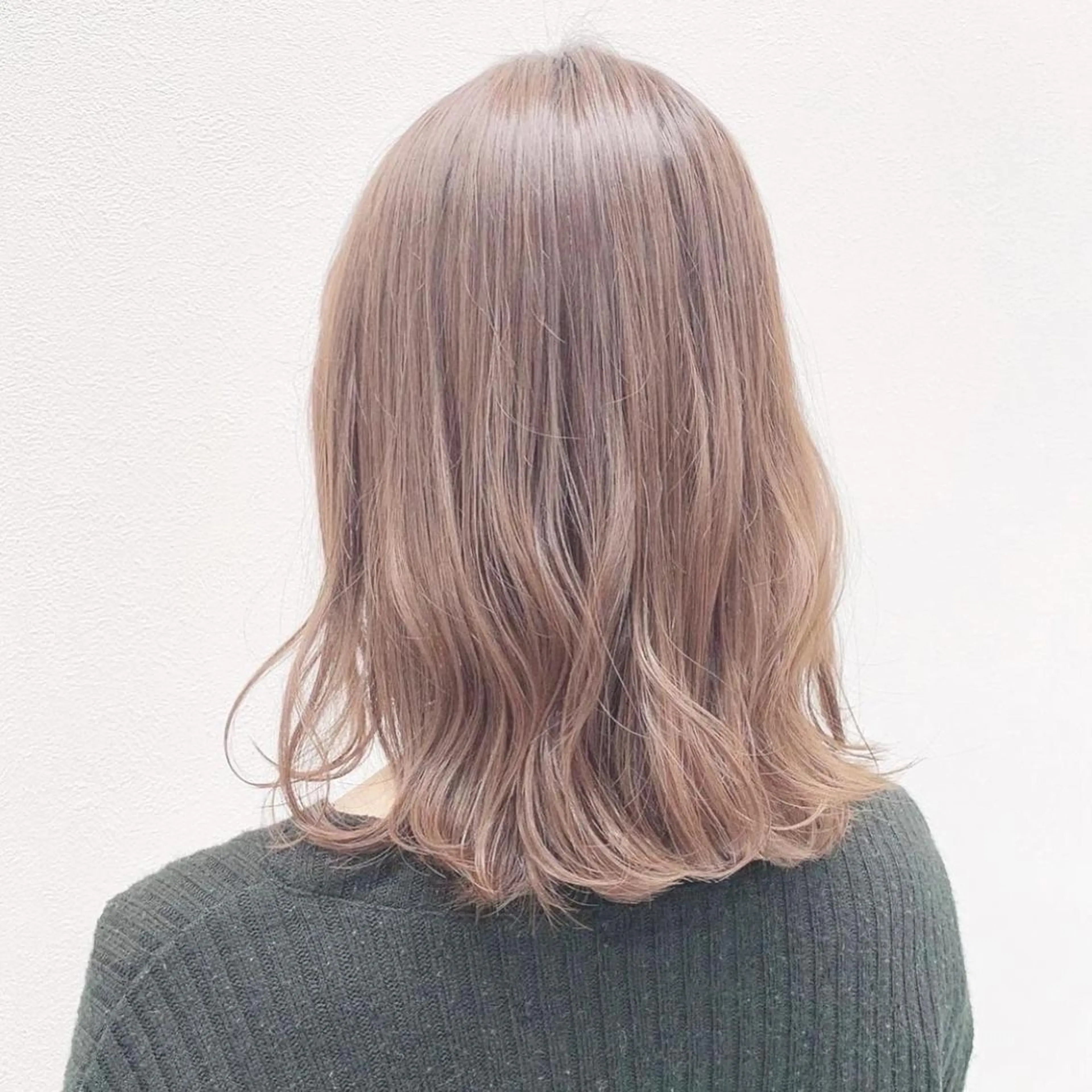 ロング カラー ao.eyelash SHIORIの眉毛・アイブロウイメージ