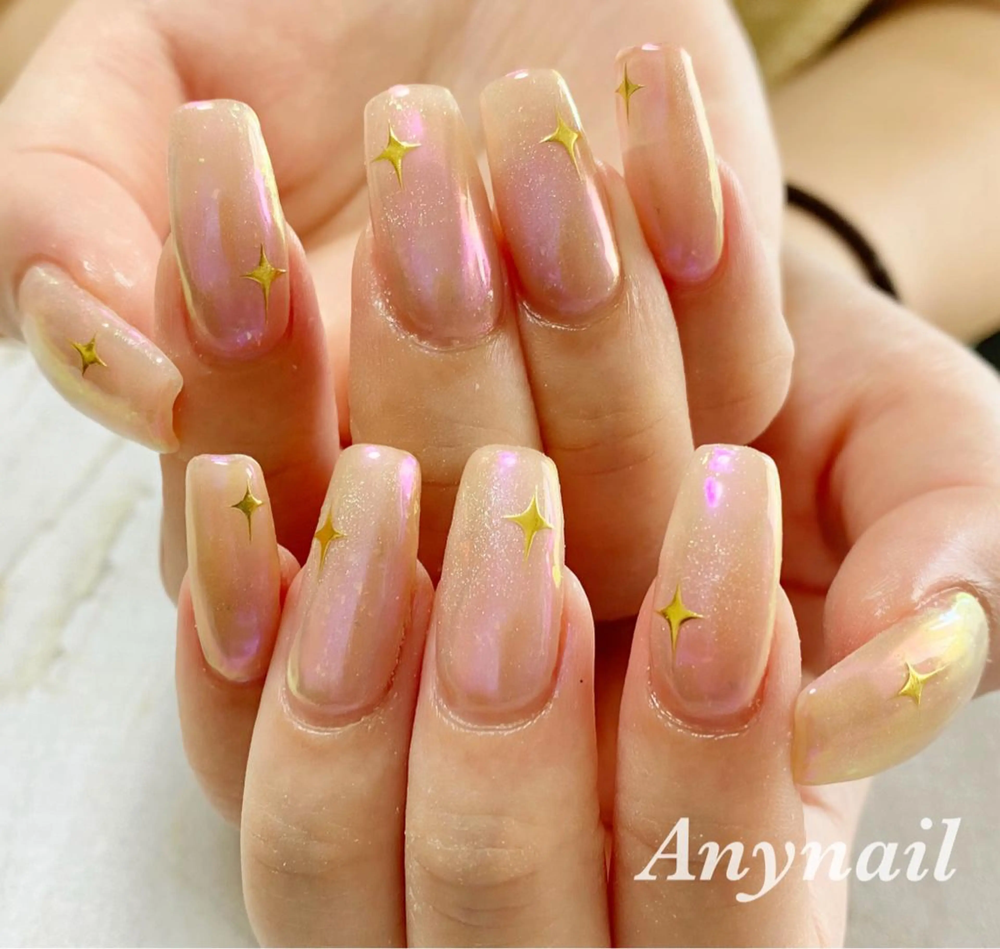 ネイル オーロラネイル ブルー キラキラネイル マグネットネイル ワンカラーネイル ハンドネイル 岩澤 恵子のネイルデザイン