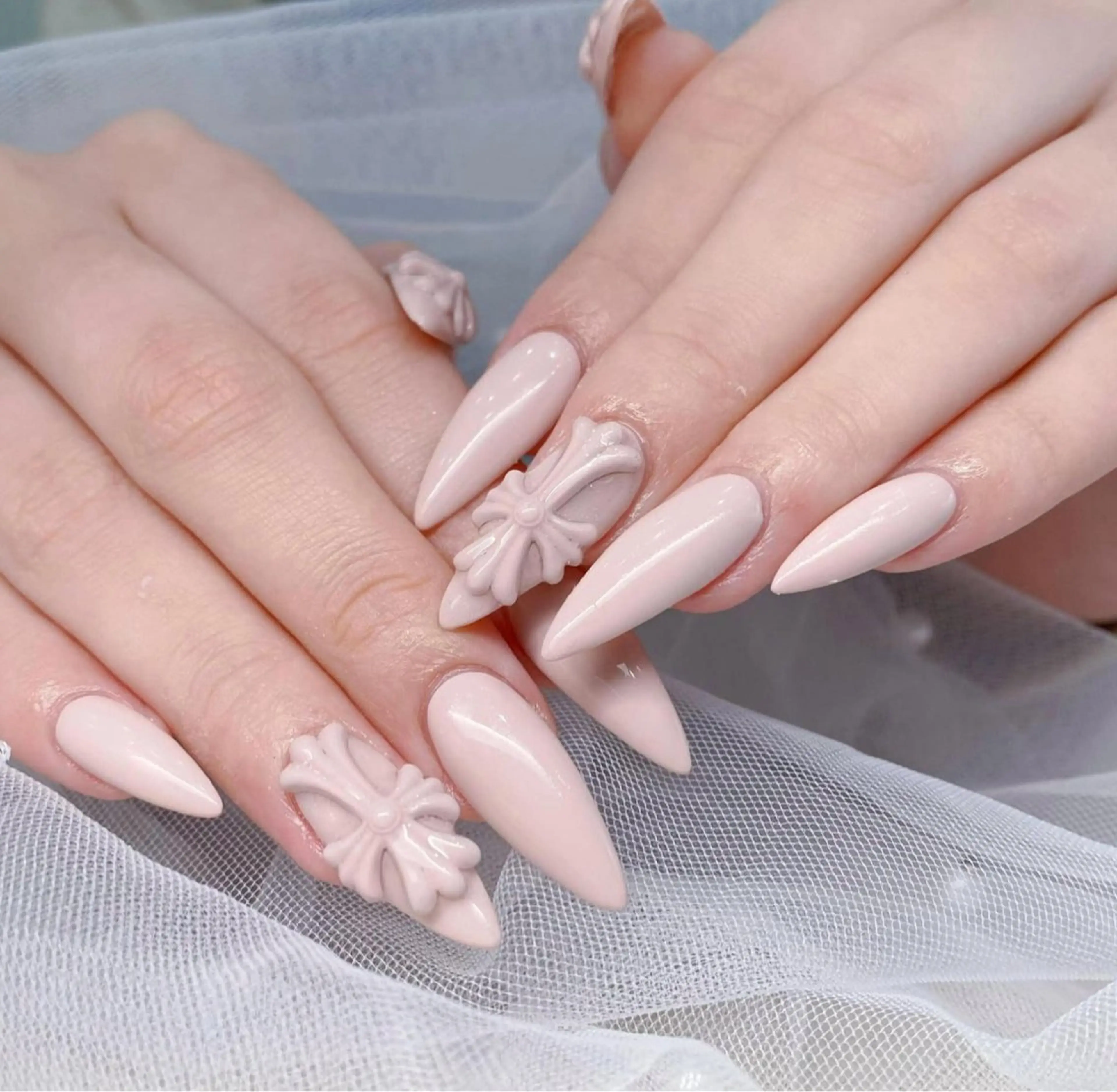 ネイル オーロラネイル ブルー チークネイル フットネイル フレンチネイル ハンドネイル HANA ハナのネイルデザイン