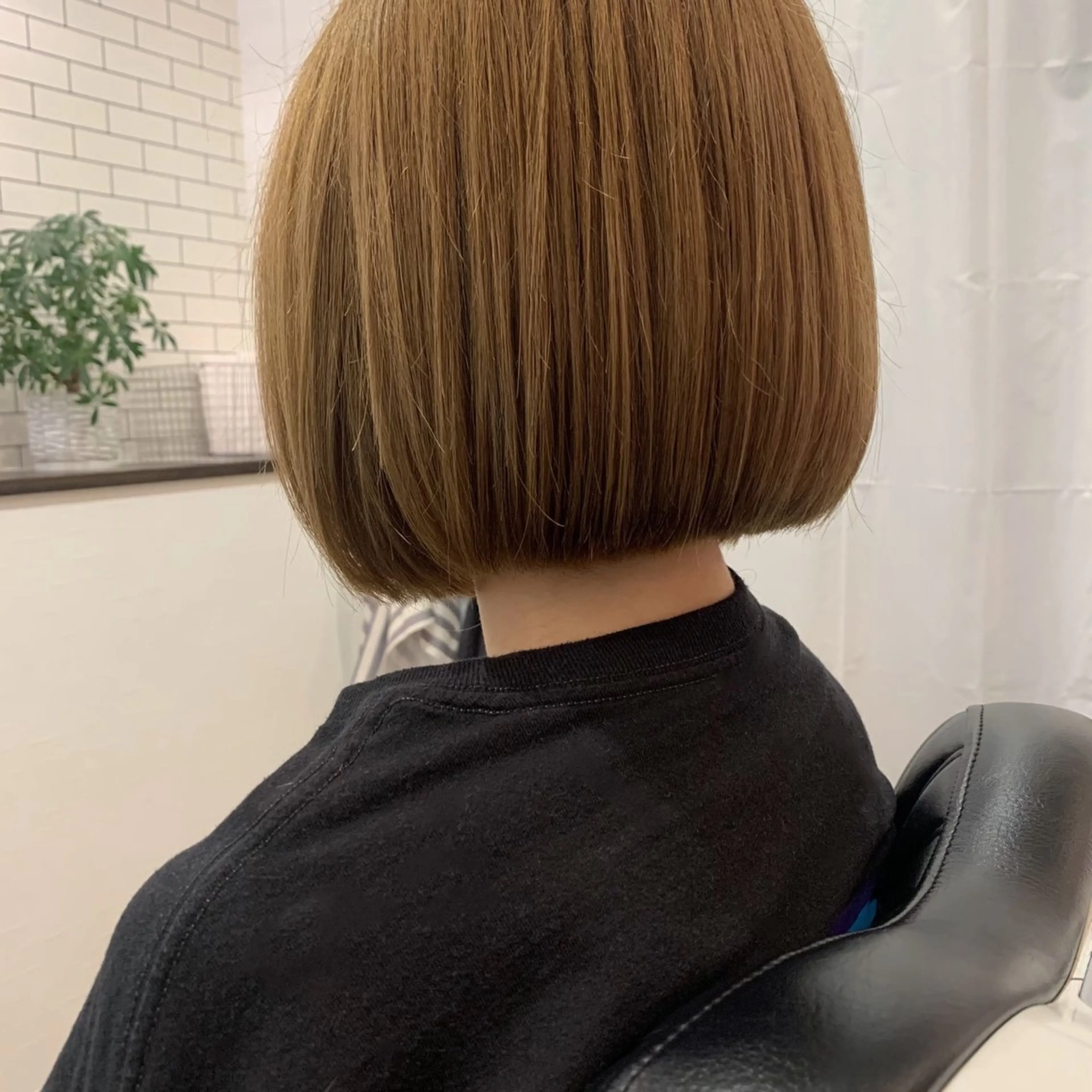 ショート BARBER MARUYAMA所属・丸山 唯奈のヘアスタイル