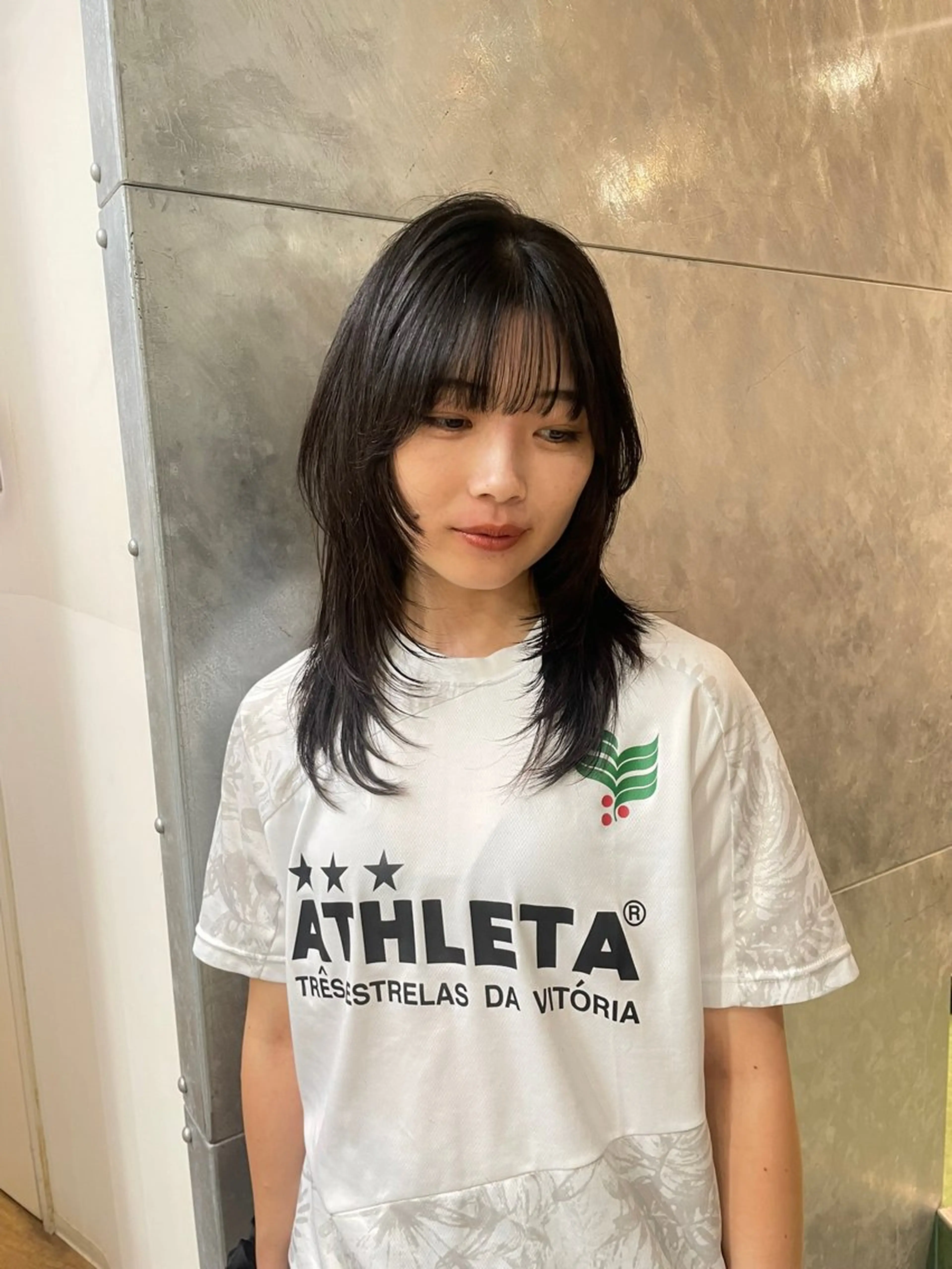 セミロング ハッシュカット 韓国風ヘア dakota evans所属・渋谷 / miku nishizukaのヘアスタイル