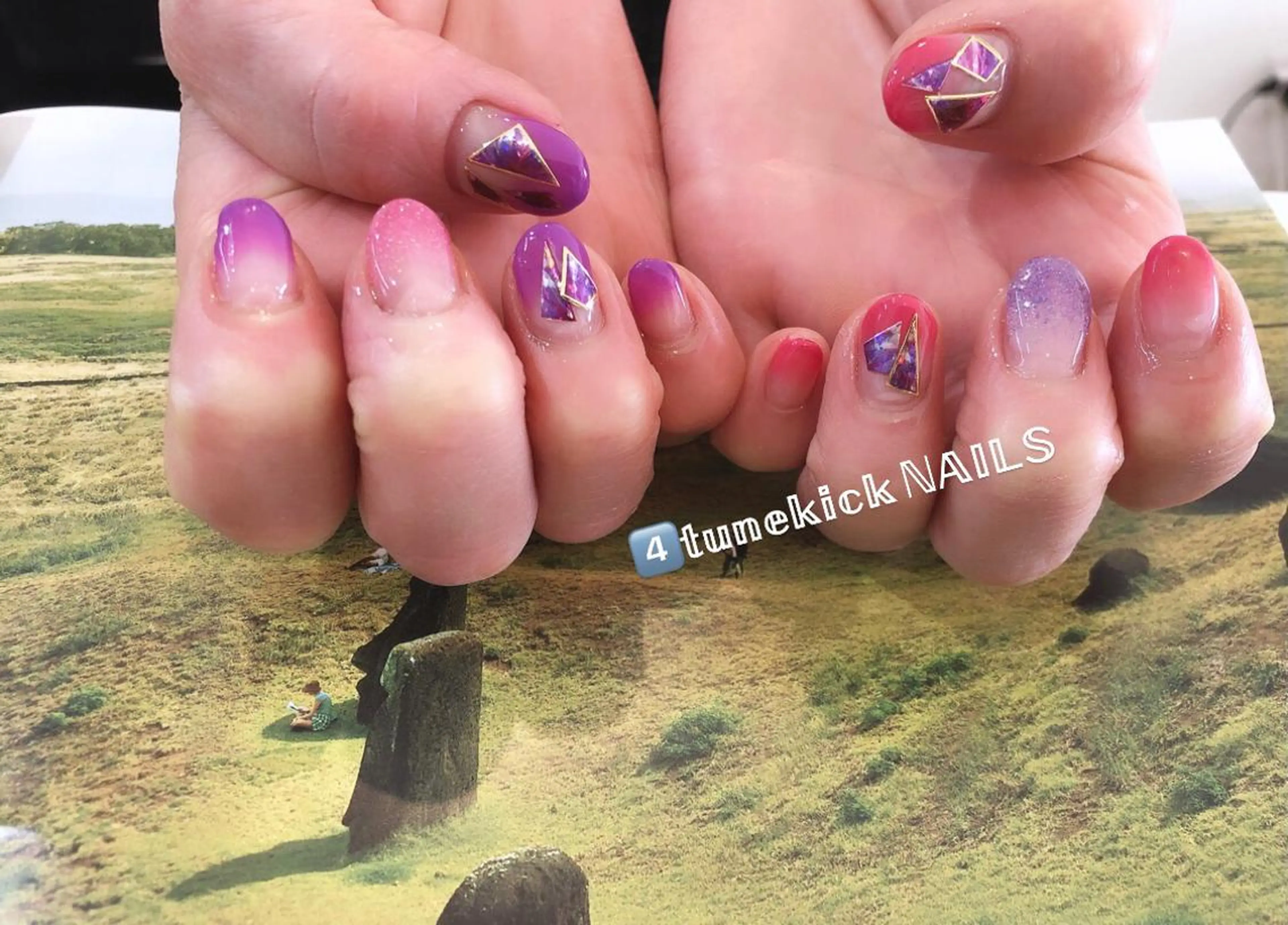 ネイル グラデーション ピンク 4tunekick NAILS(フォーチュンキックネイルズ)所属・光森 淳子のネイルデザイン