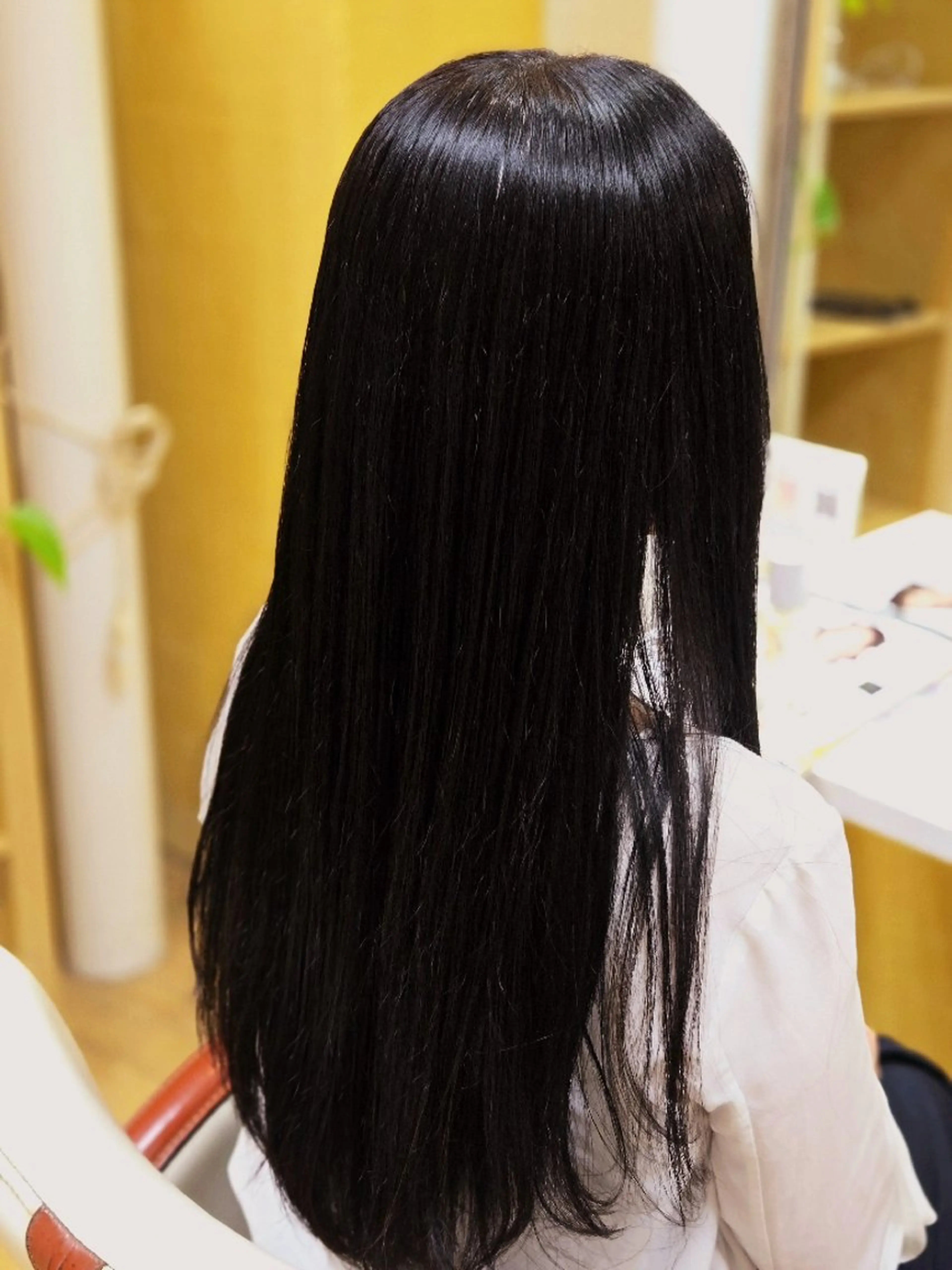 ロング パーマ 髪質改善 縮毛矯正 ストレートパーマ 田中 牧子のヘアスタイル