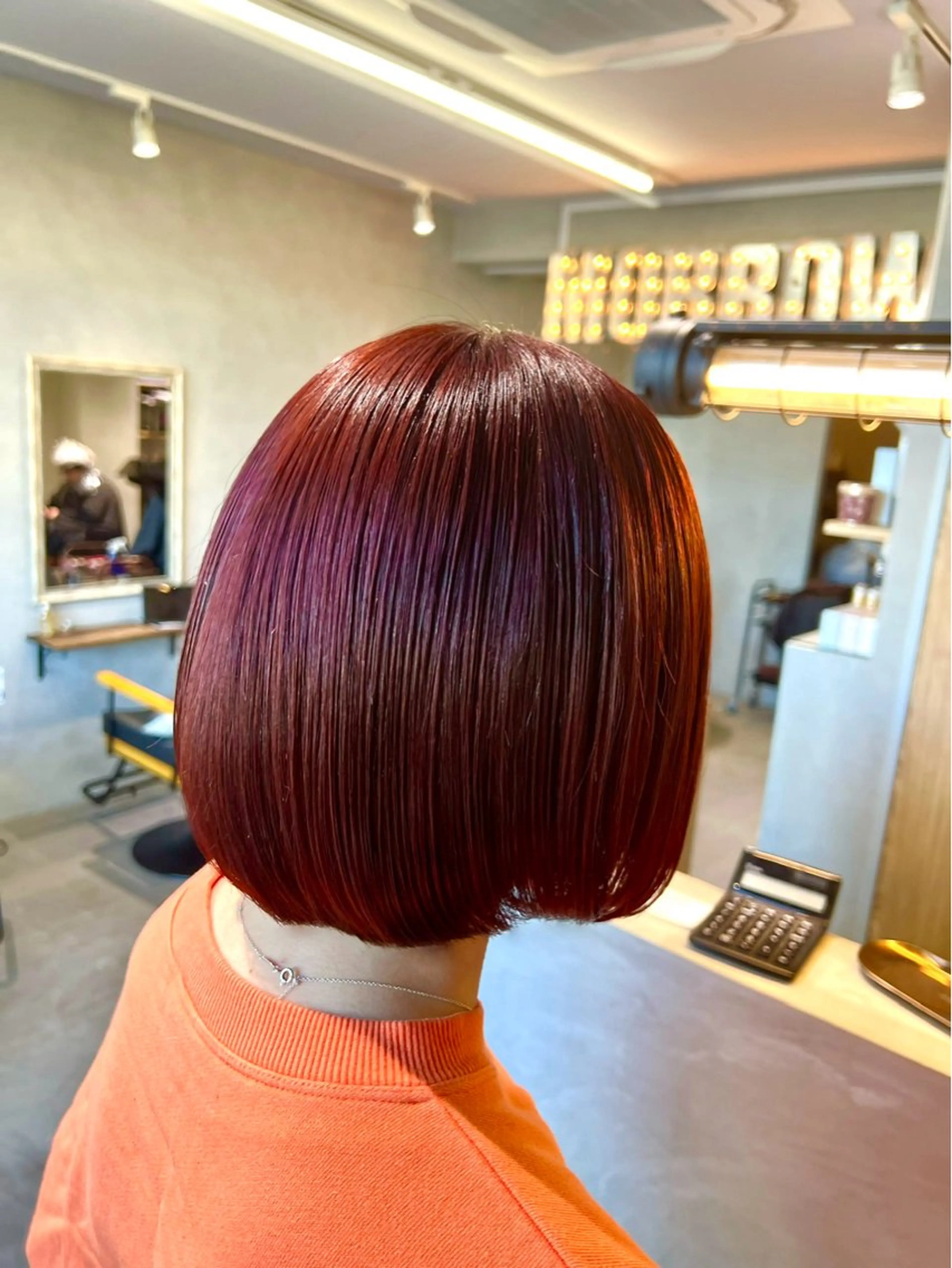 ミディアム morrow by suntown所属・💙AKANE ハイトーン特化💙のヘアスタイル