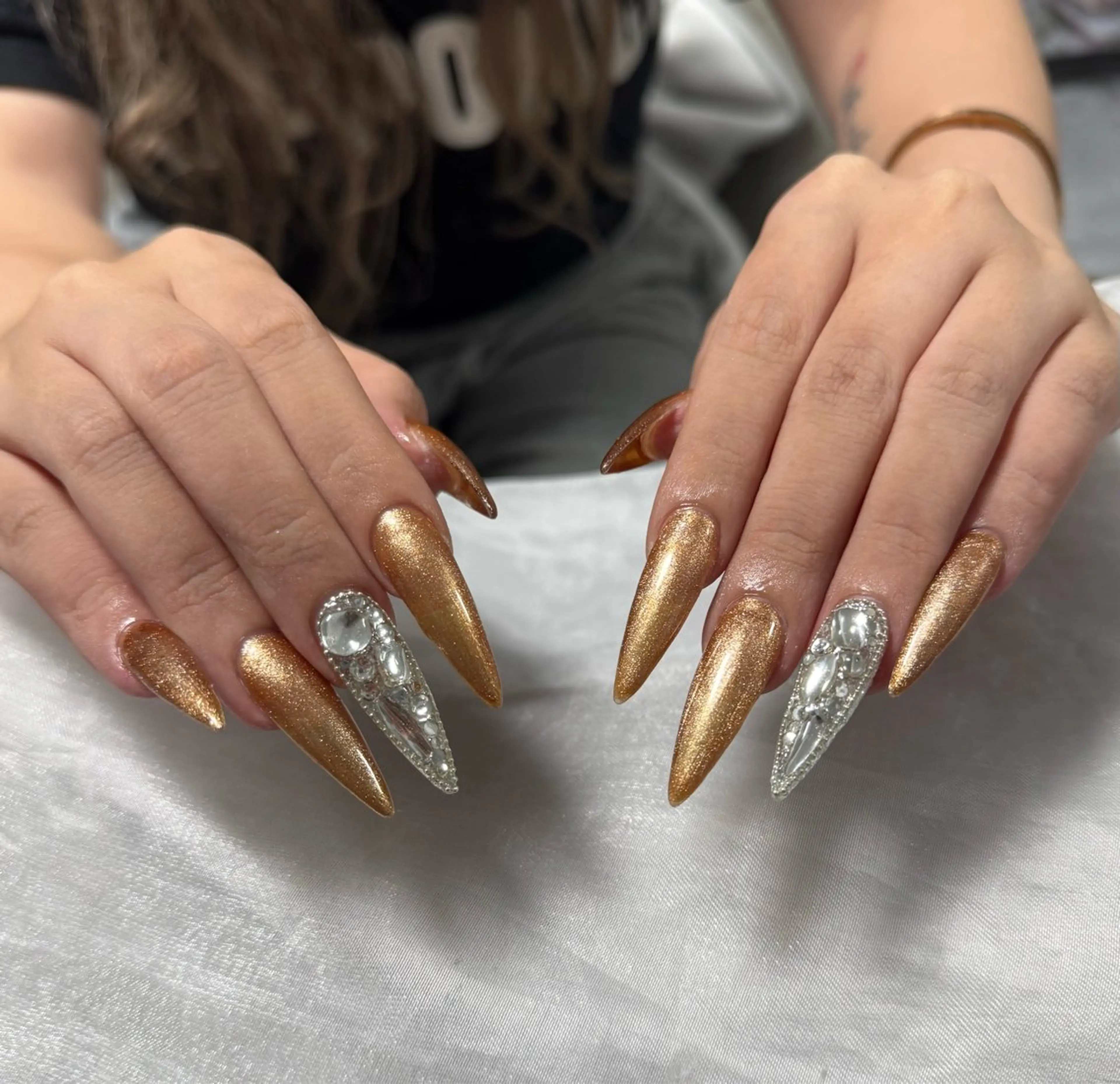 ネイル オーロラネイル クリアネイル フラッシュネイル ジェルネイル グラデーション ハンドネイル LilyLala Nailsalonのネイルデザイン