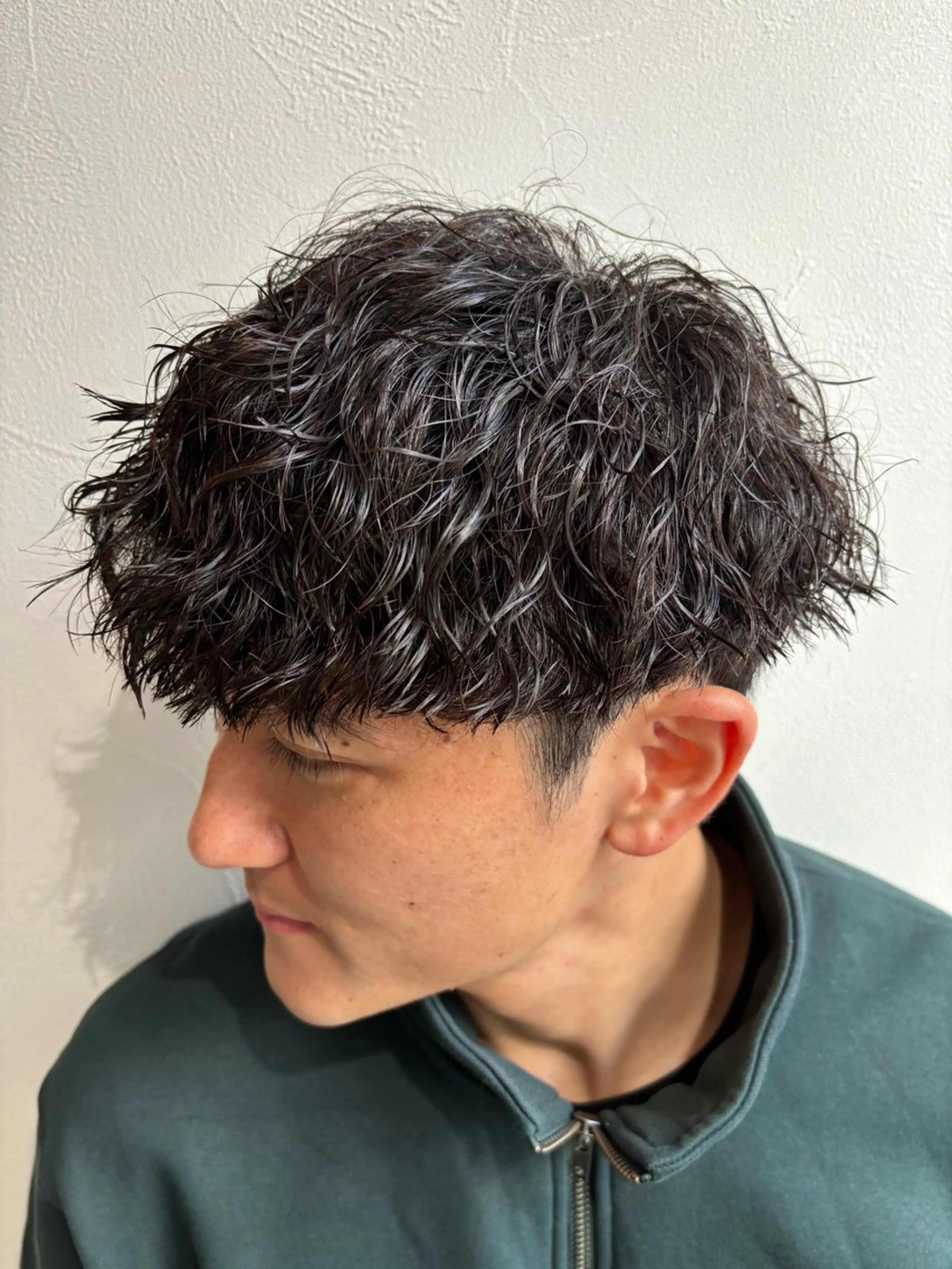 ショート パーマ メンズ メンズパーマ ツイストスパイラルパーマ スパイラルパーマ ボブ/レイヤー /河内温太のヘアスタイル