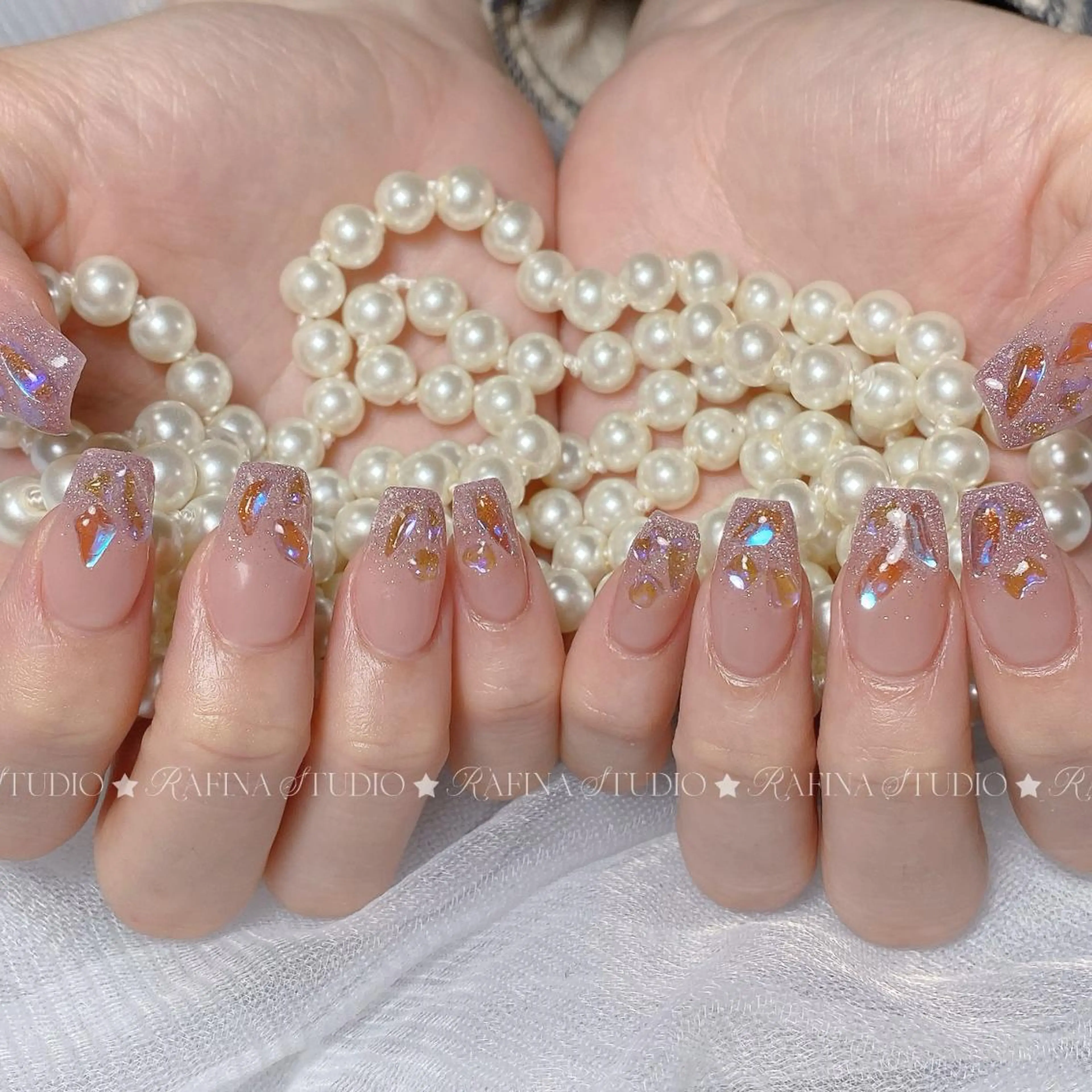 ネイル 玲央 YOYOのネイルデザイン