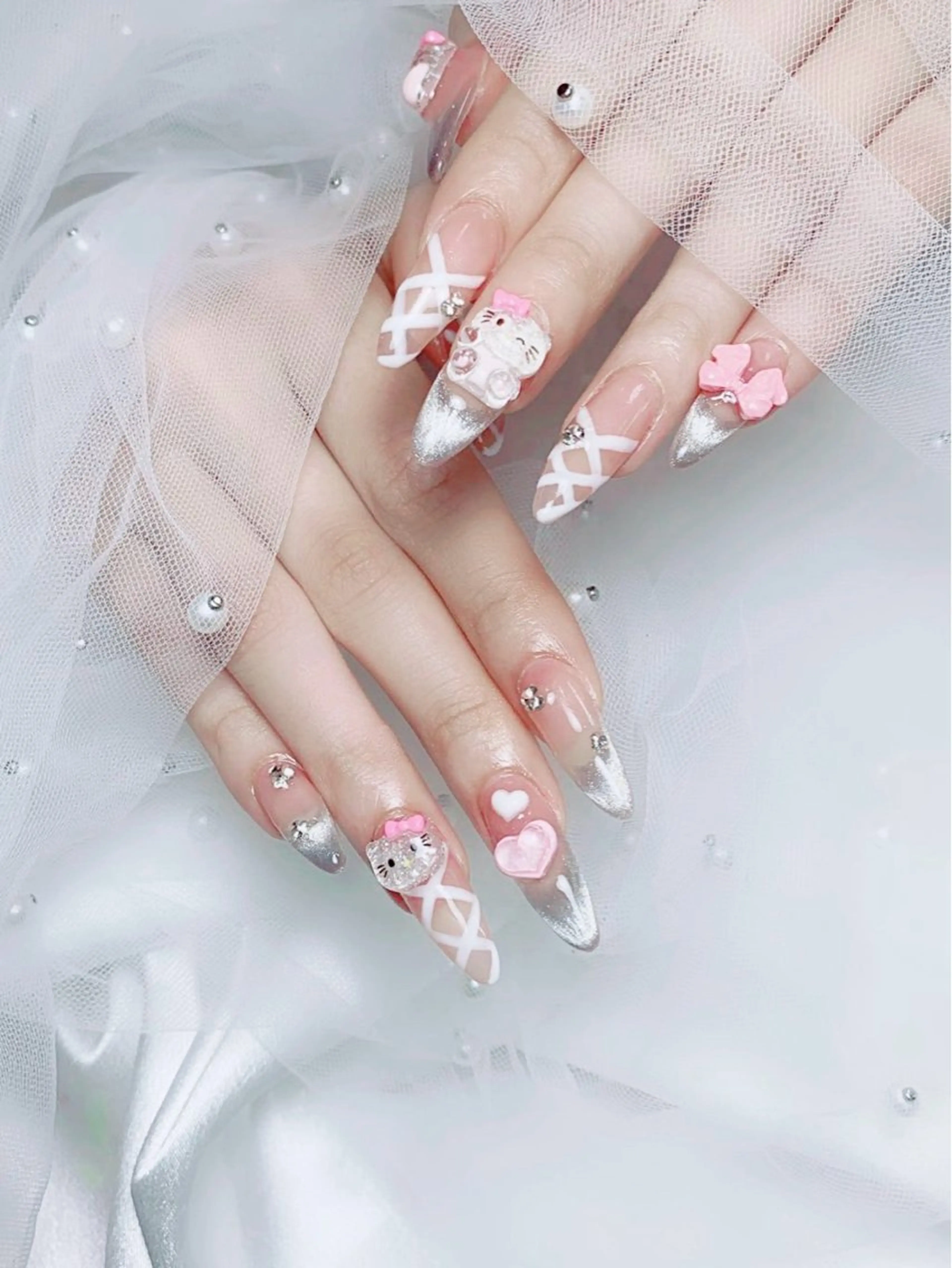 ネイル フレンチネイル ジェルネイル ハート 韓国ネイル マグネットネイル ハンドネイル ネイルサロン lotusのネイルデザイン