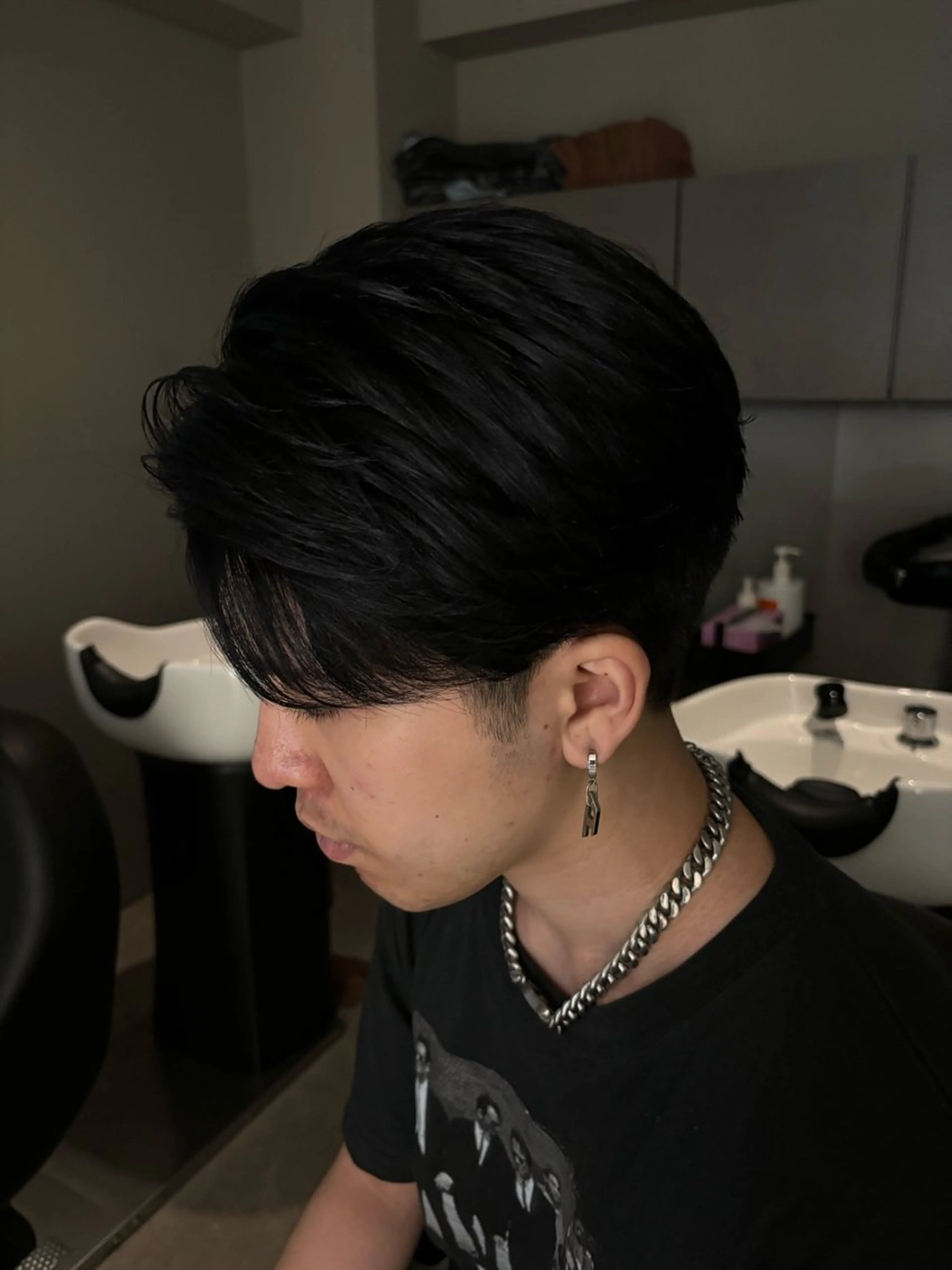 ショート メンズ センターパート メンズハイトーン メンズ韓国風 スパイキーショート 外国人風カラー カット ヘアカラー ハイトーン/ ボブ 中村麟のヘアスタイル