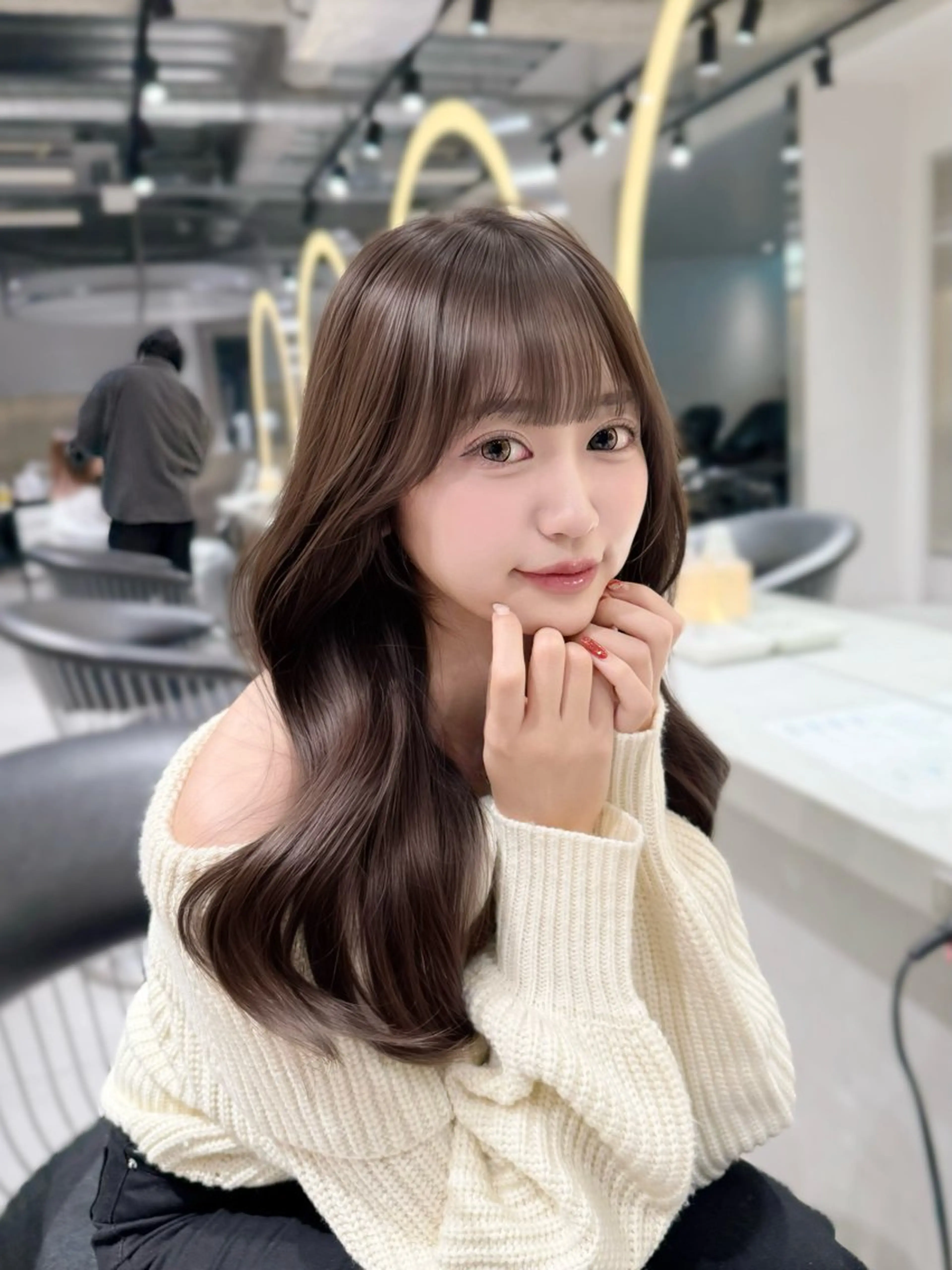 カラー ショコラグレージュ グレージュ ヘアカラー トリートメント ユナ / lond uluのヘアスタイル