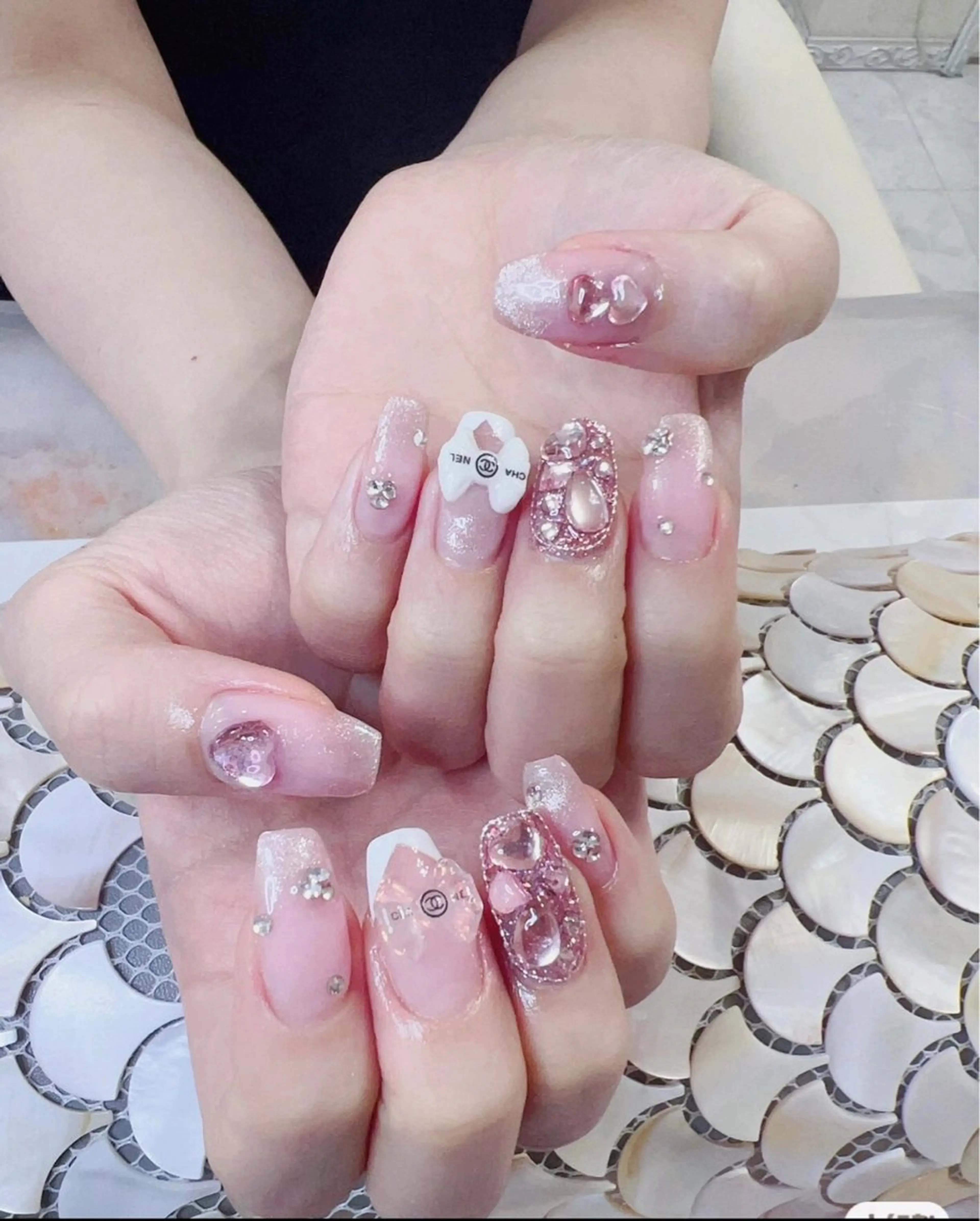 ネイル 菲菲ネイルサロン所属・FJ ネイルサロンのネイルデザイン