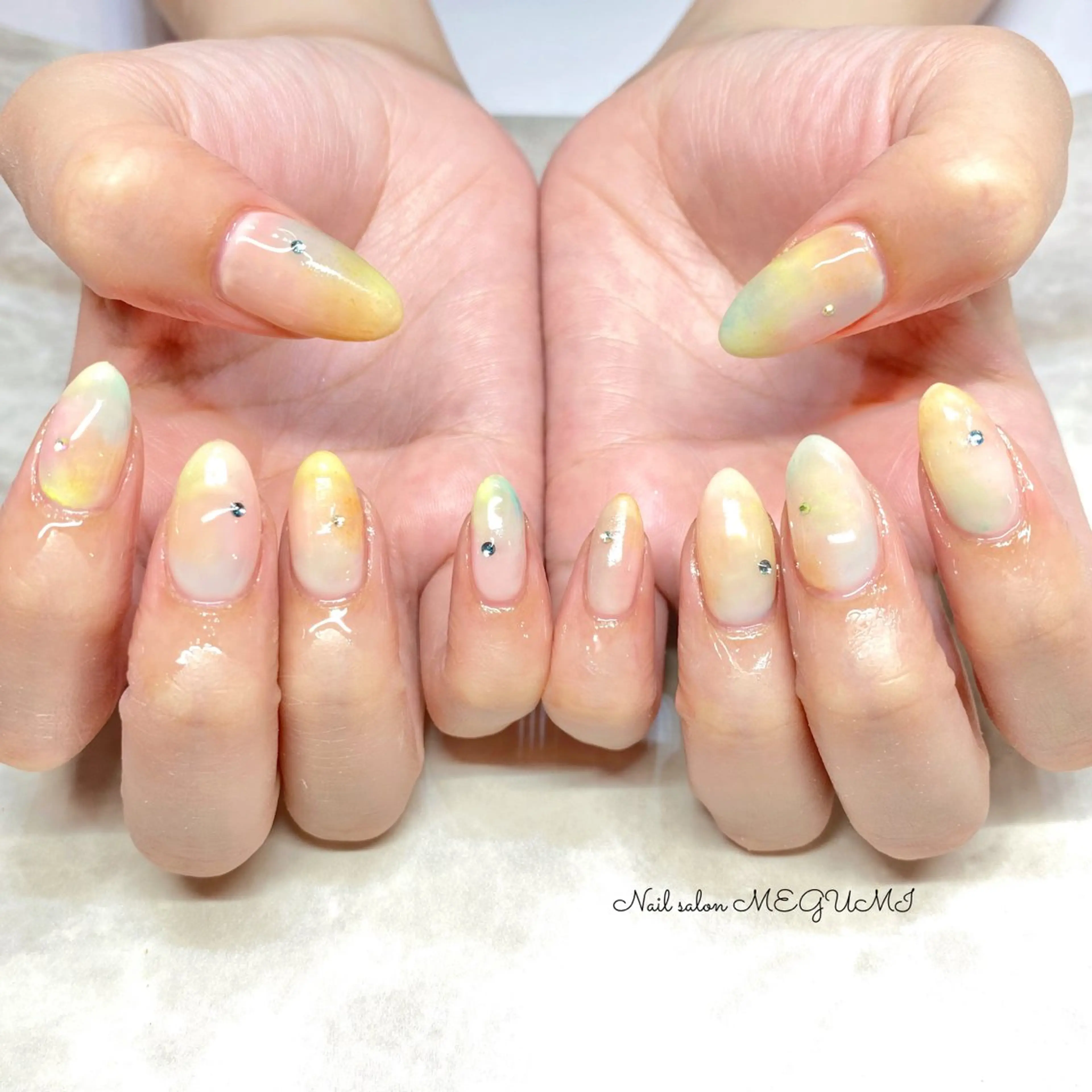 ネイル 持ち込み Nail salon MEGUMIのネイルデザイン