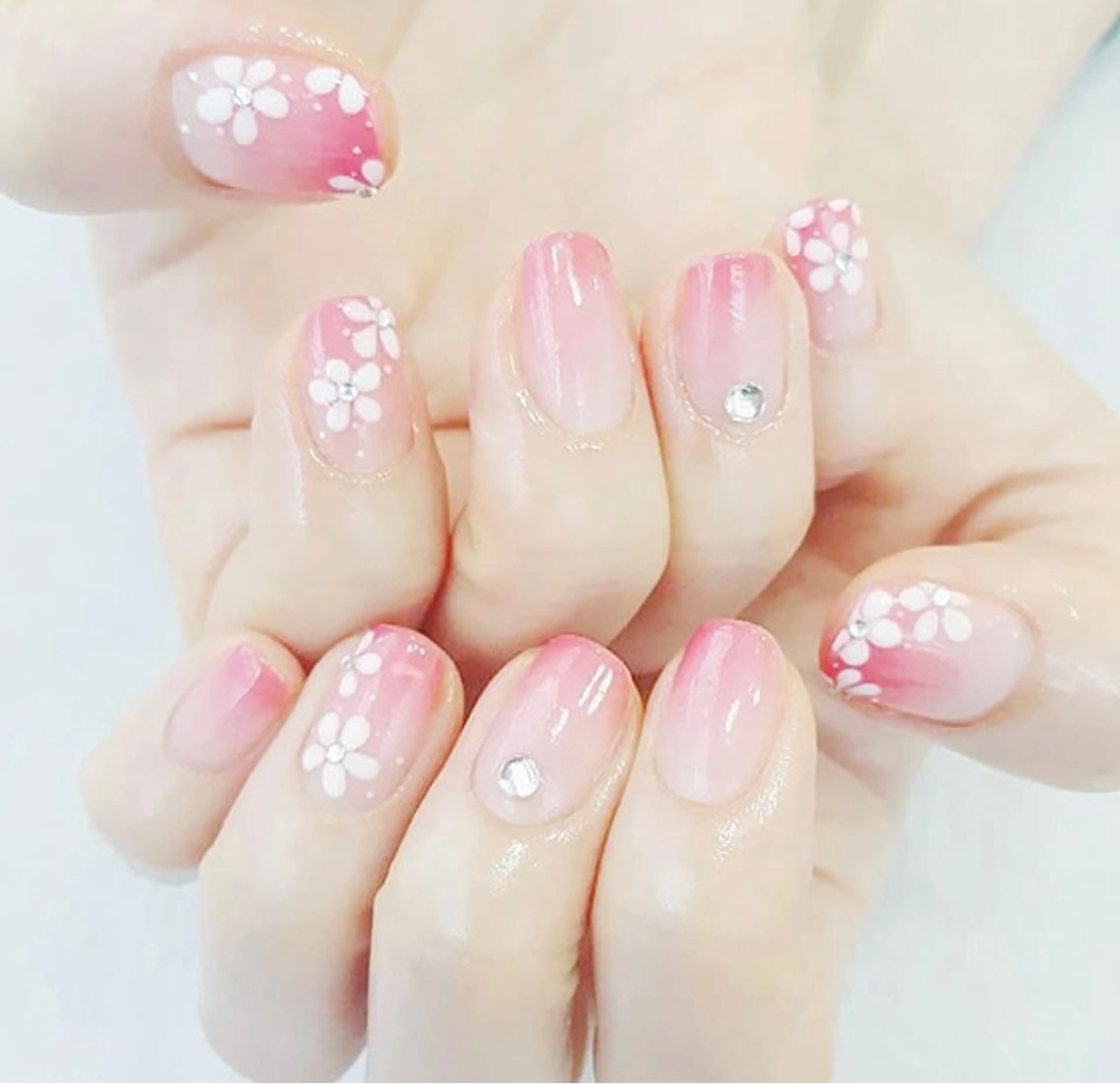 ネイル ✨Serenity Nail salonのネイルデザイン