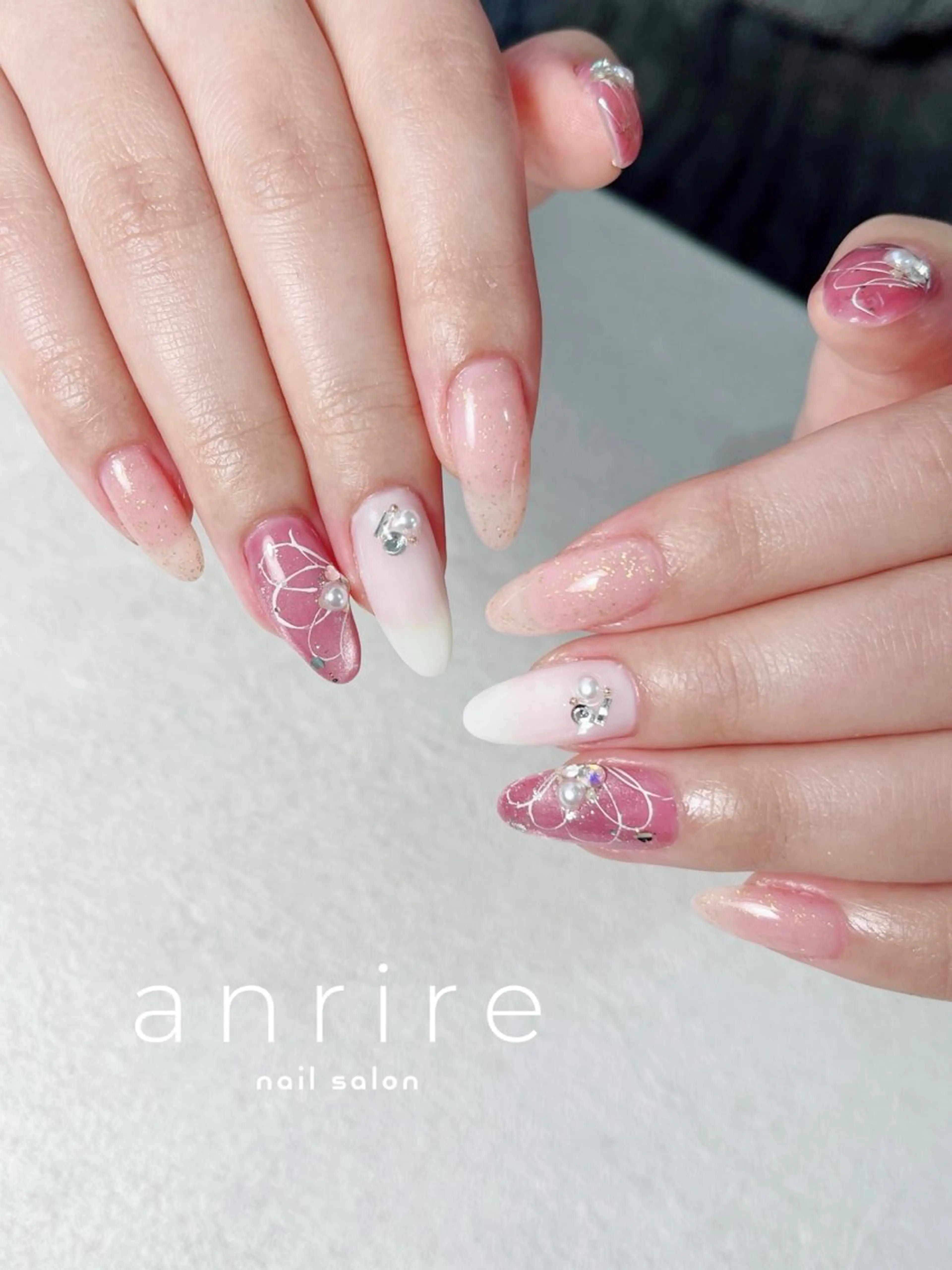 ネイル フラワーネイル ジェルネイル キラキラネイル マグネットネイル パラジェル ハンドネイル nail salon anrire〜アンリール〜所属・nailsalon anrireのネイルデザイン
