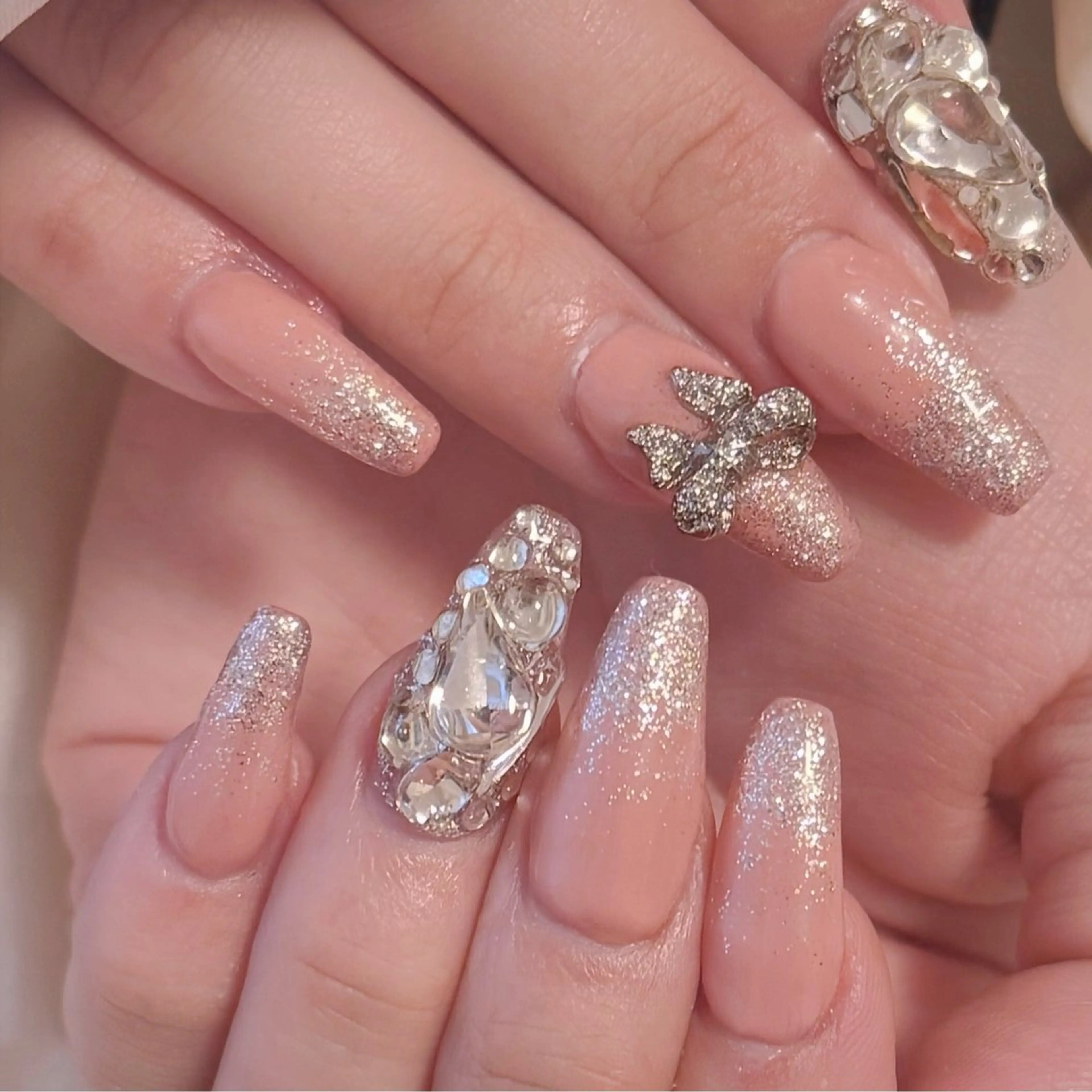 ネイル ハンドネイル ハンドケア U eのマツエク・マツパデザイン