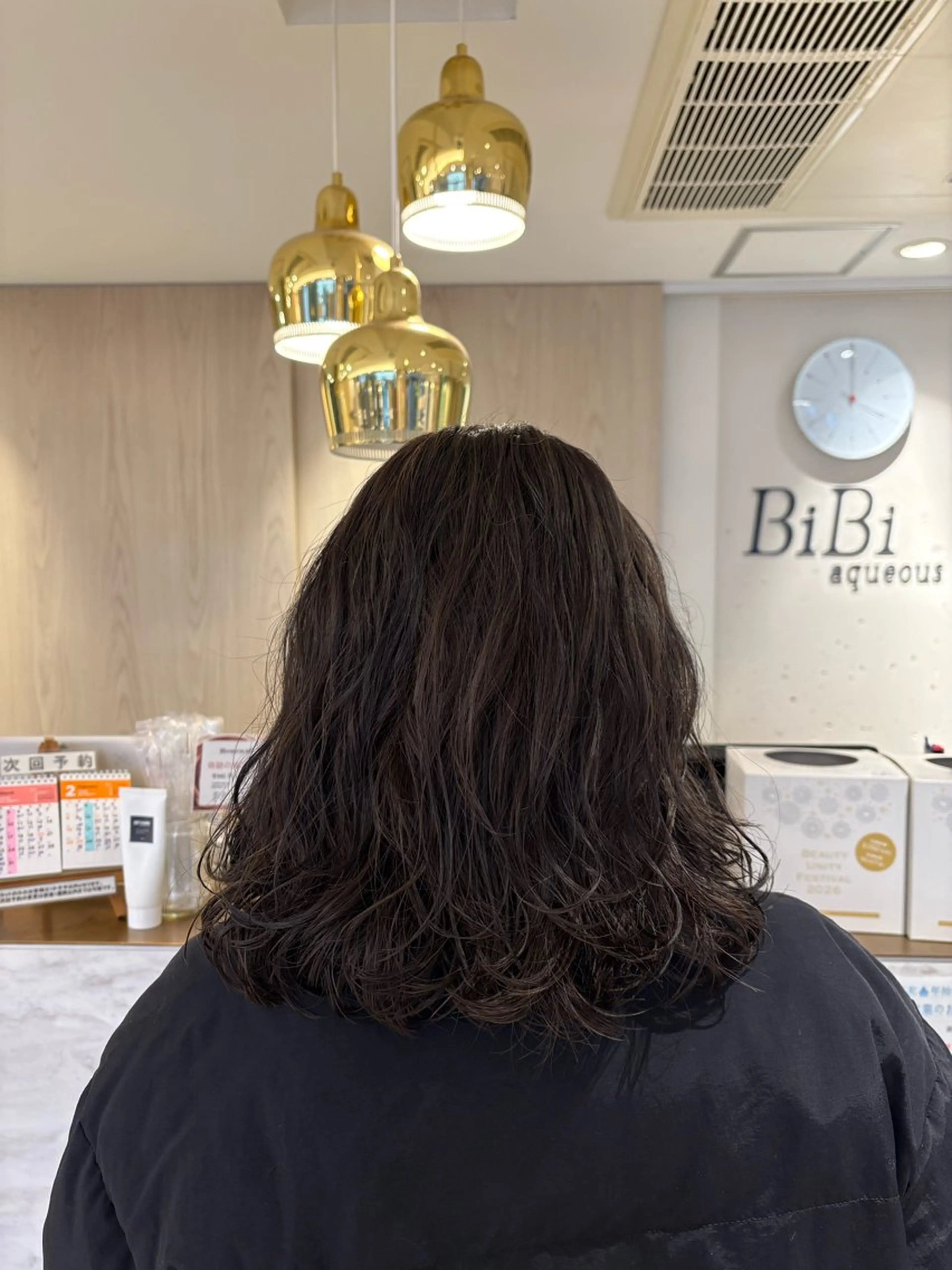 ミディアム カラー パーマ カットモデル募集中 🦋チバ ミユカ🦋のヘアスタイル