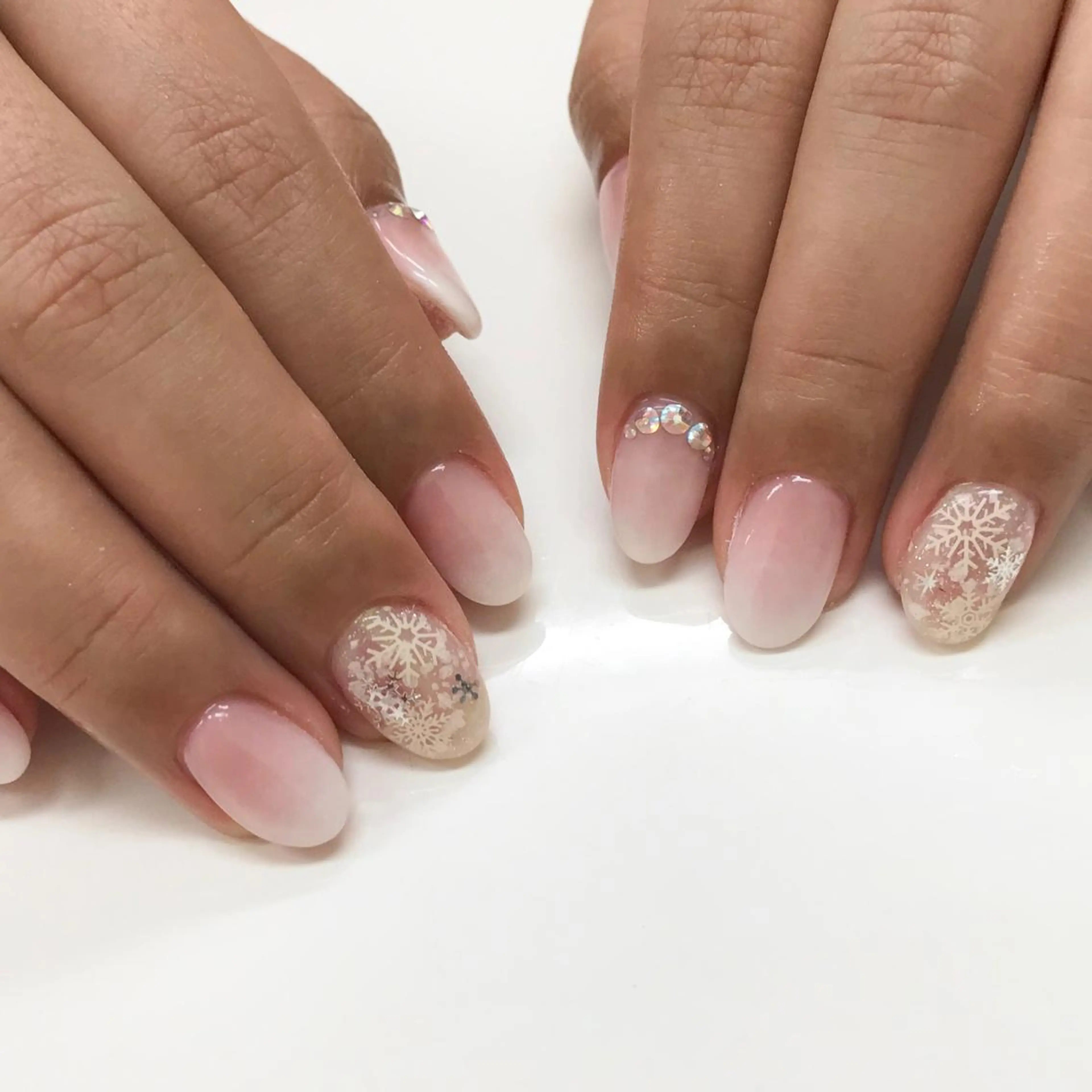 ネイル ハンドネイル Hisaka Mikiのネイルデザイン