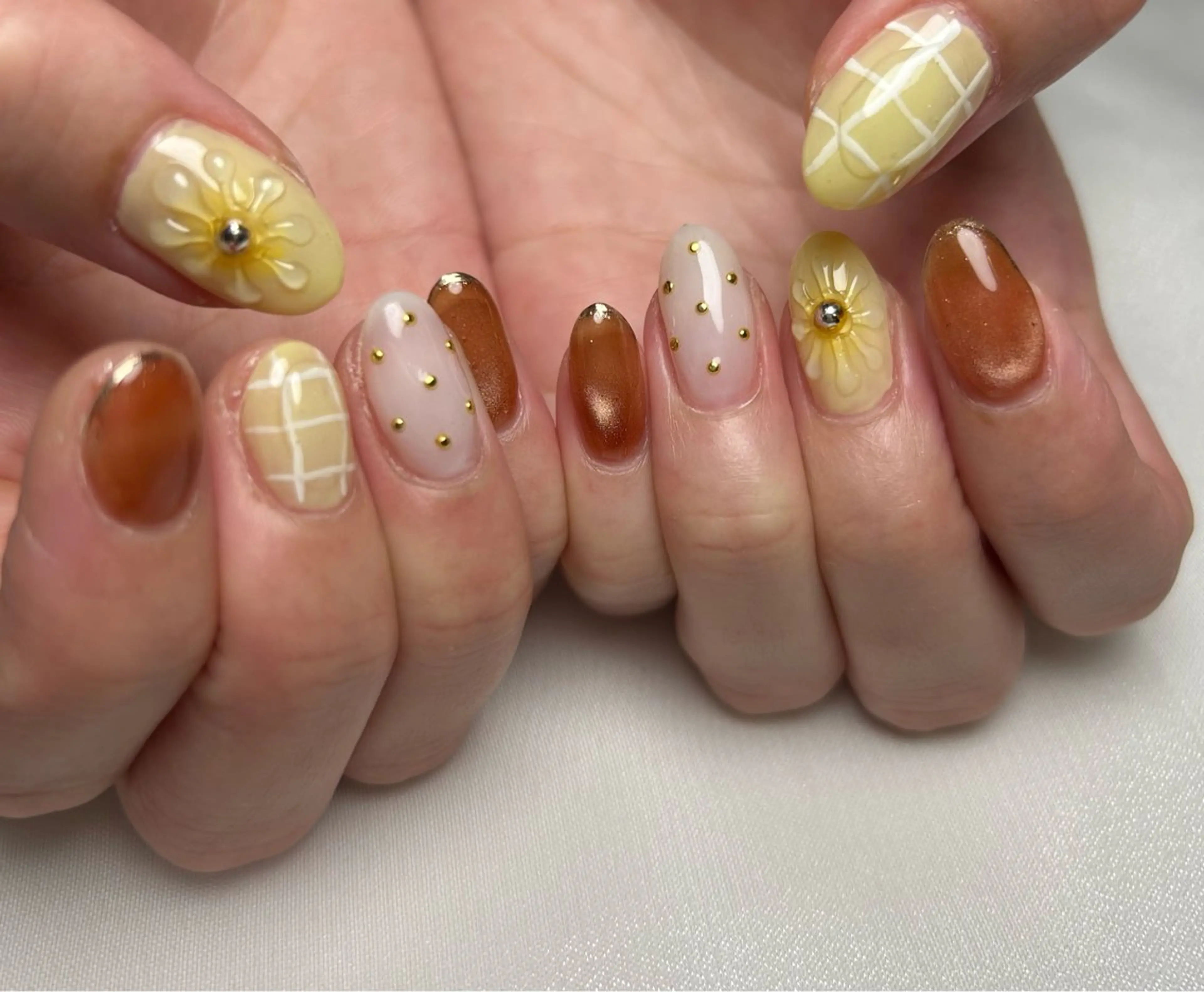 ネイル 持ち込み nico +所属・nico + 鷲野のネイルデザイン