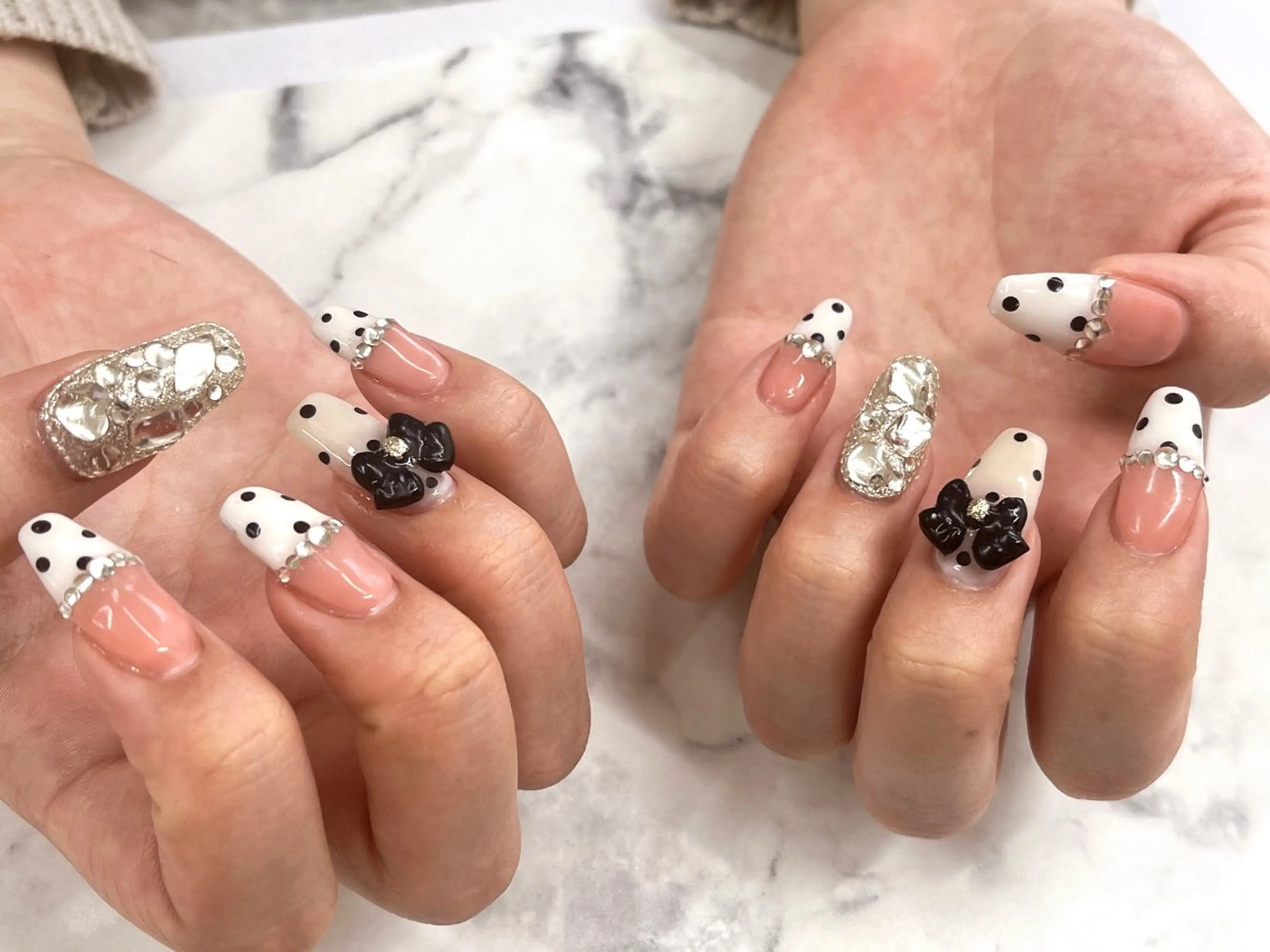 ネイル ワンホンネイル ハンドネイル ハンドケア Regene ARAKIのネイルデザイン