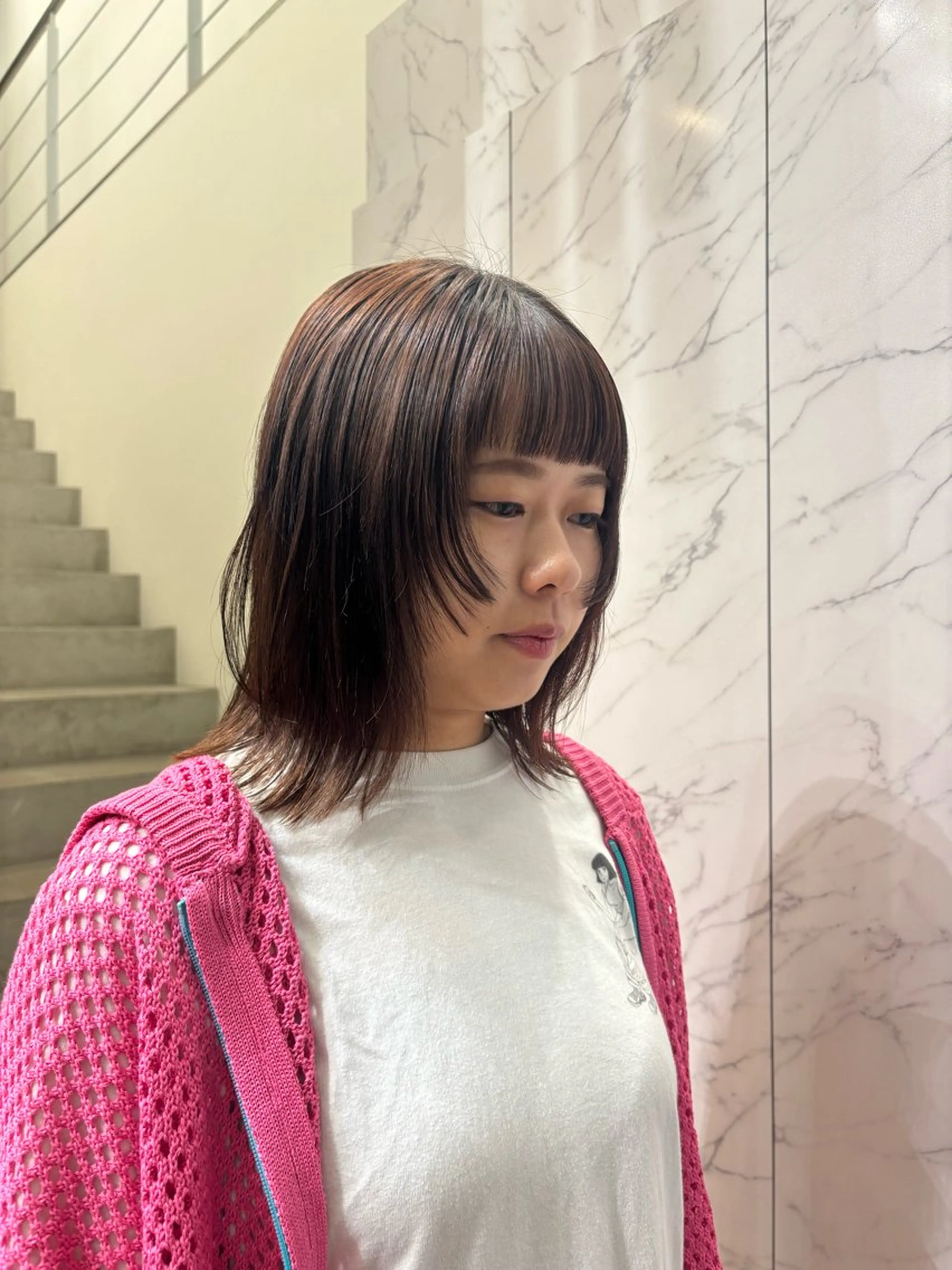 ショート mio / レイヤーカットモデルのヘアスタイル