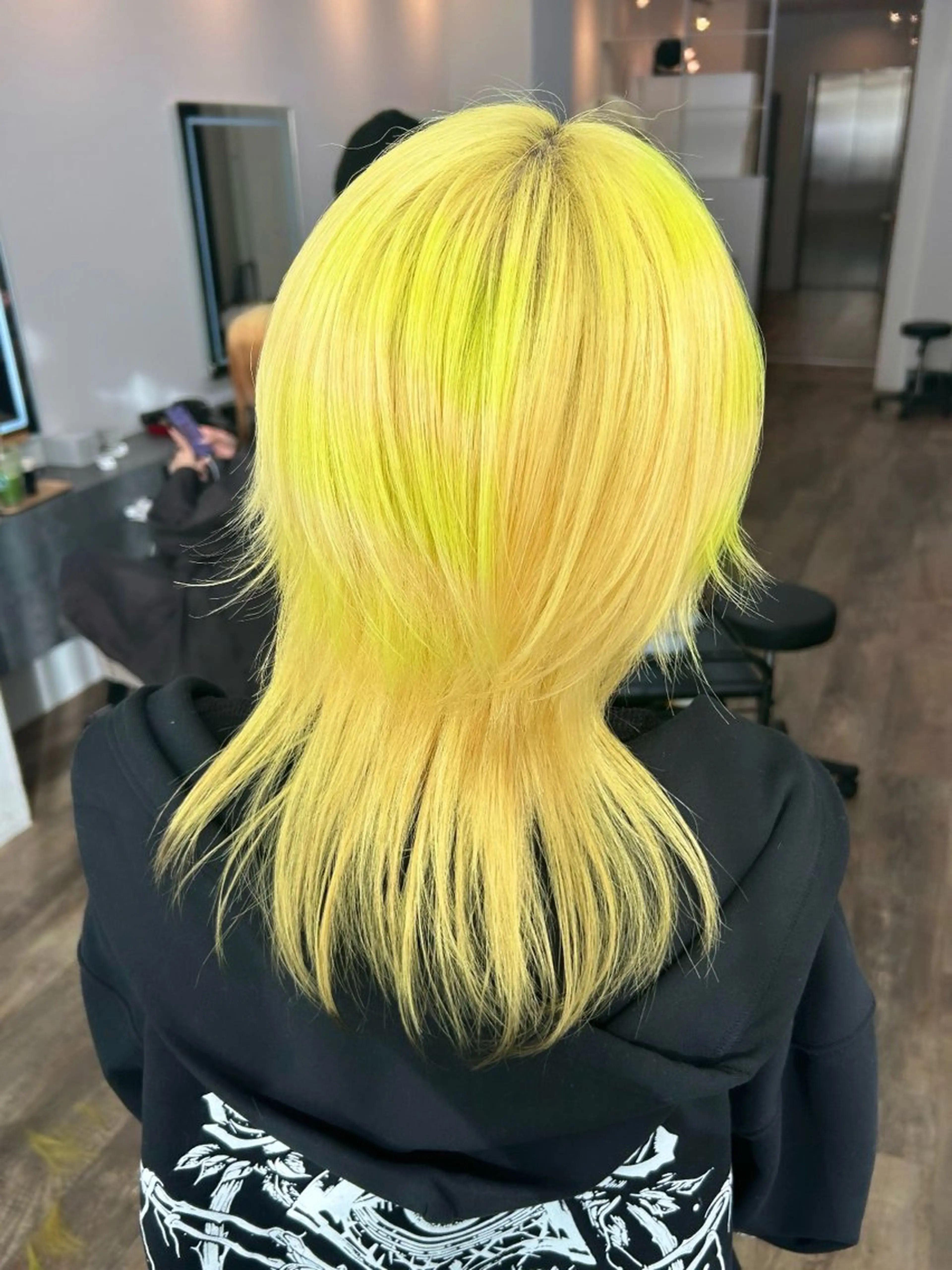 ミディアム カラー ヘアカラー トリートメント MARQUEE所属・Ayame / ハイトーンカラーのヘアスタイル