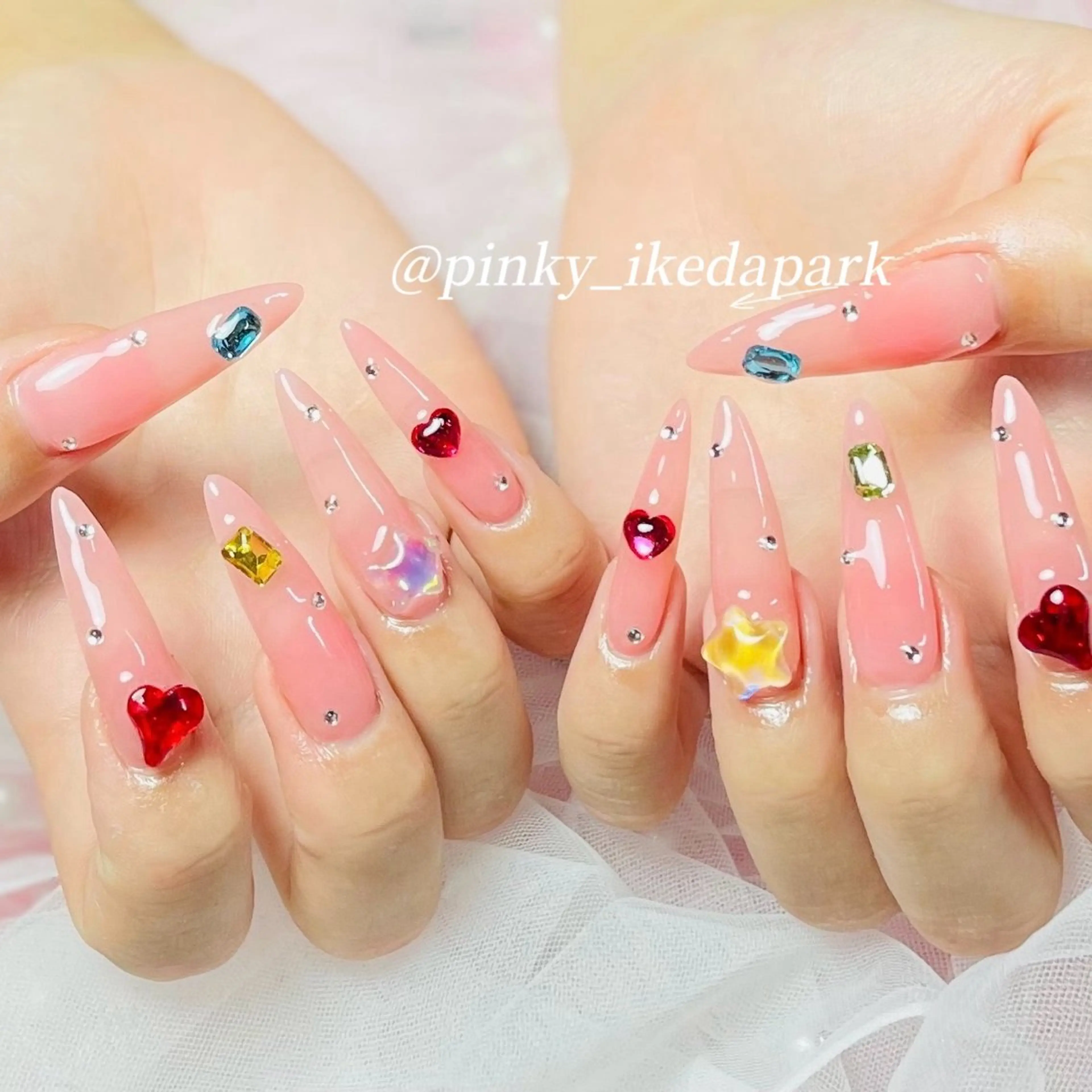 ネイル ハンドネイル PINKY nail所属・ピンキー 池田公園店のネイルデザイン