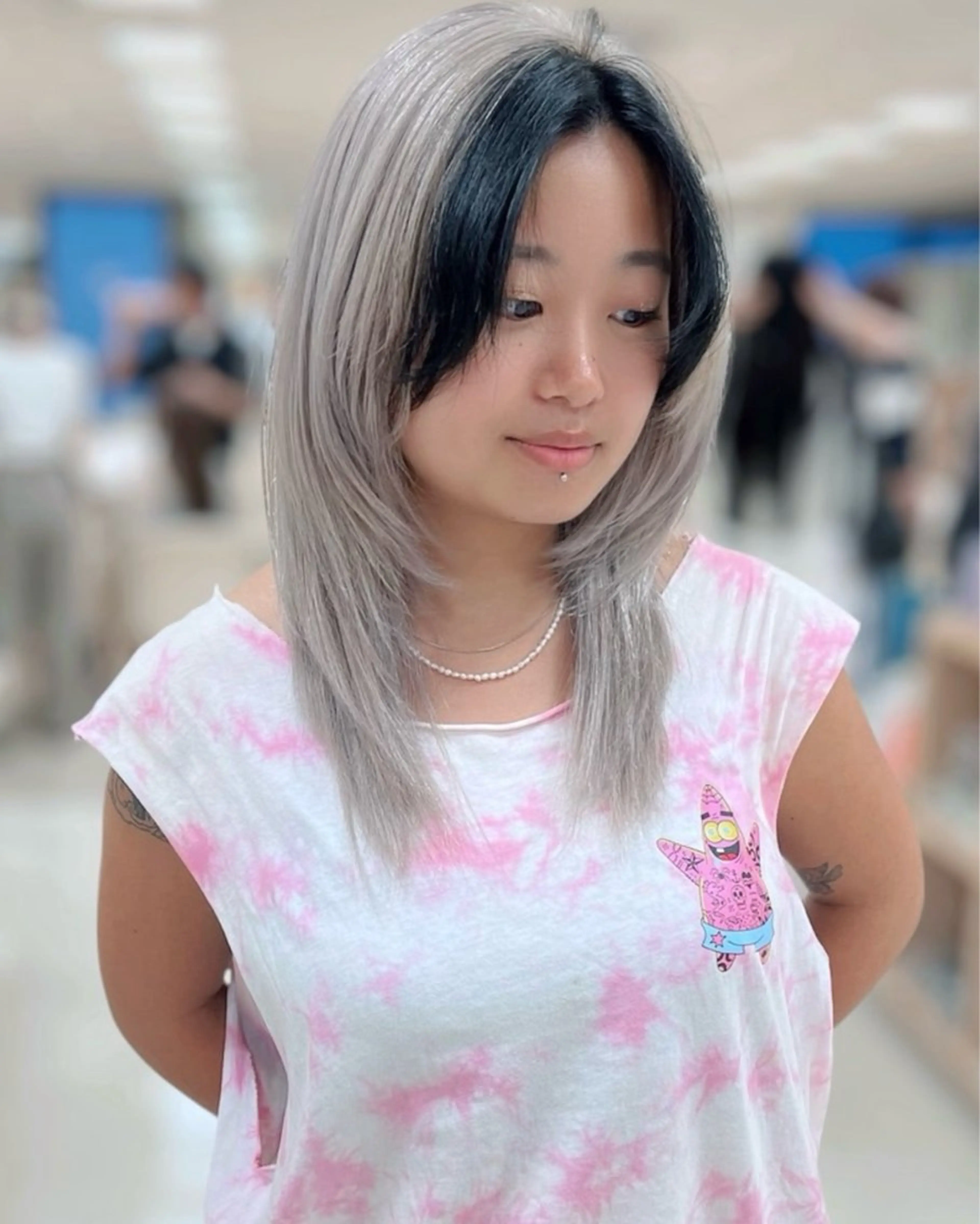 ミディアム カラー ベージュカラー ホワイトベージュ ヘアカラー トリートメント ヘアセット ハイトーン/ウルフ /レイヤー/坂野幸伸のヘアスタイル