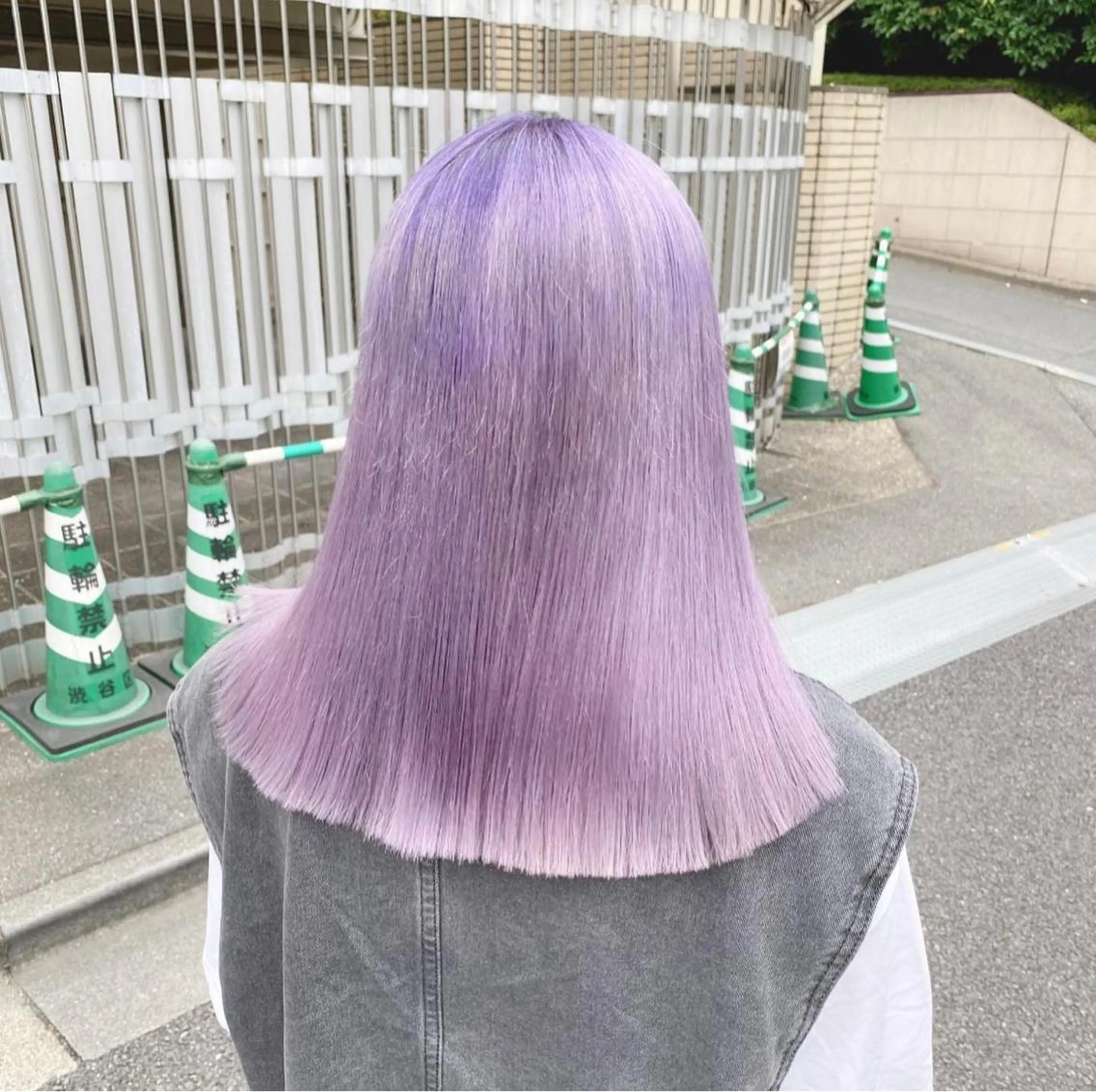 ロング カラー パーマ ヘアアレンジ メンズ キッズ ネイル マツエク・マツパ アイブロウ カット ヘアカラー トリートメント ハイトーン/ピンク 💗モモ໒꒱のヘアスタイル
