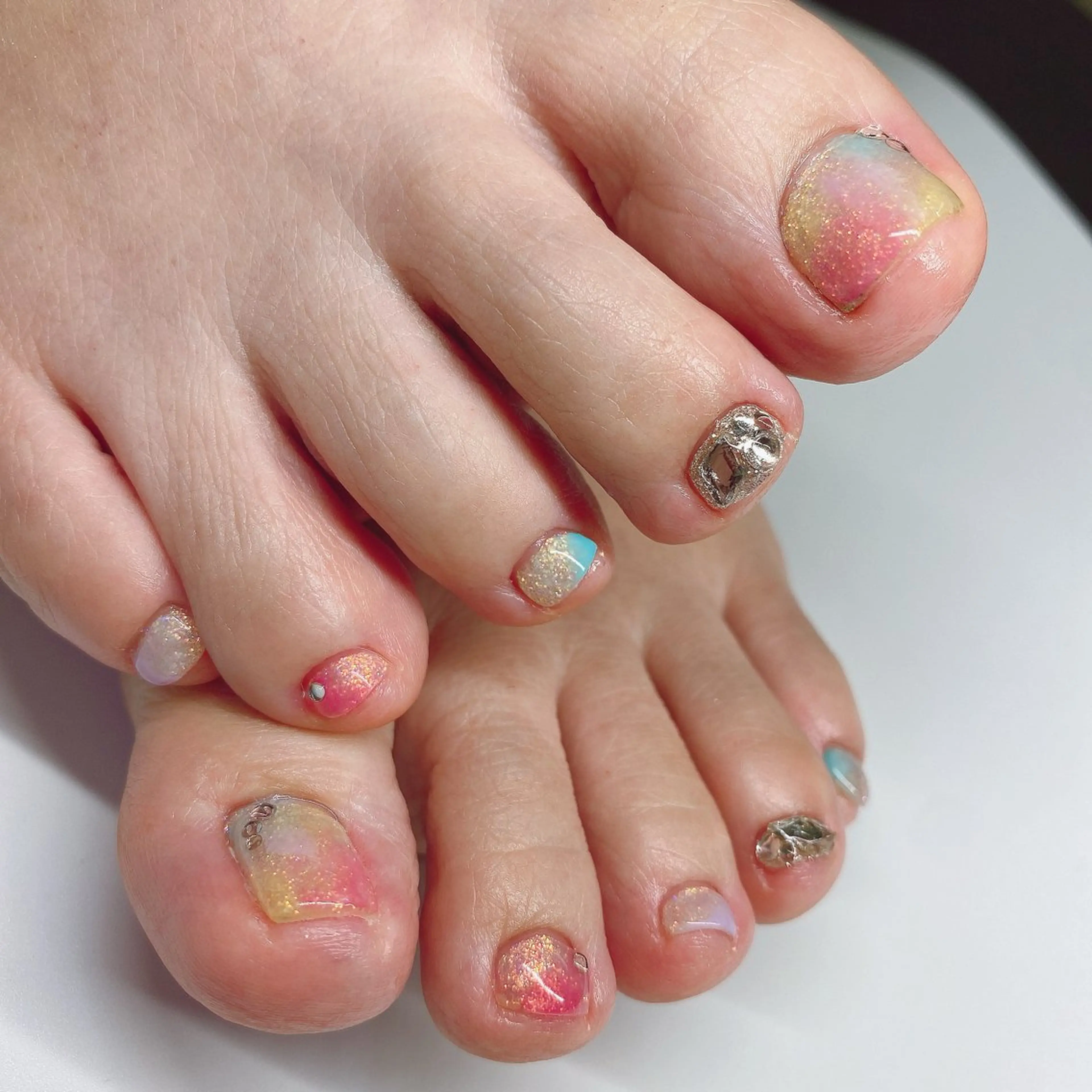 ネイル フットネイル 石原 夕華のネイルデザイン