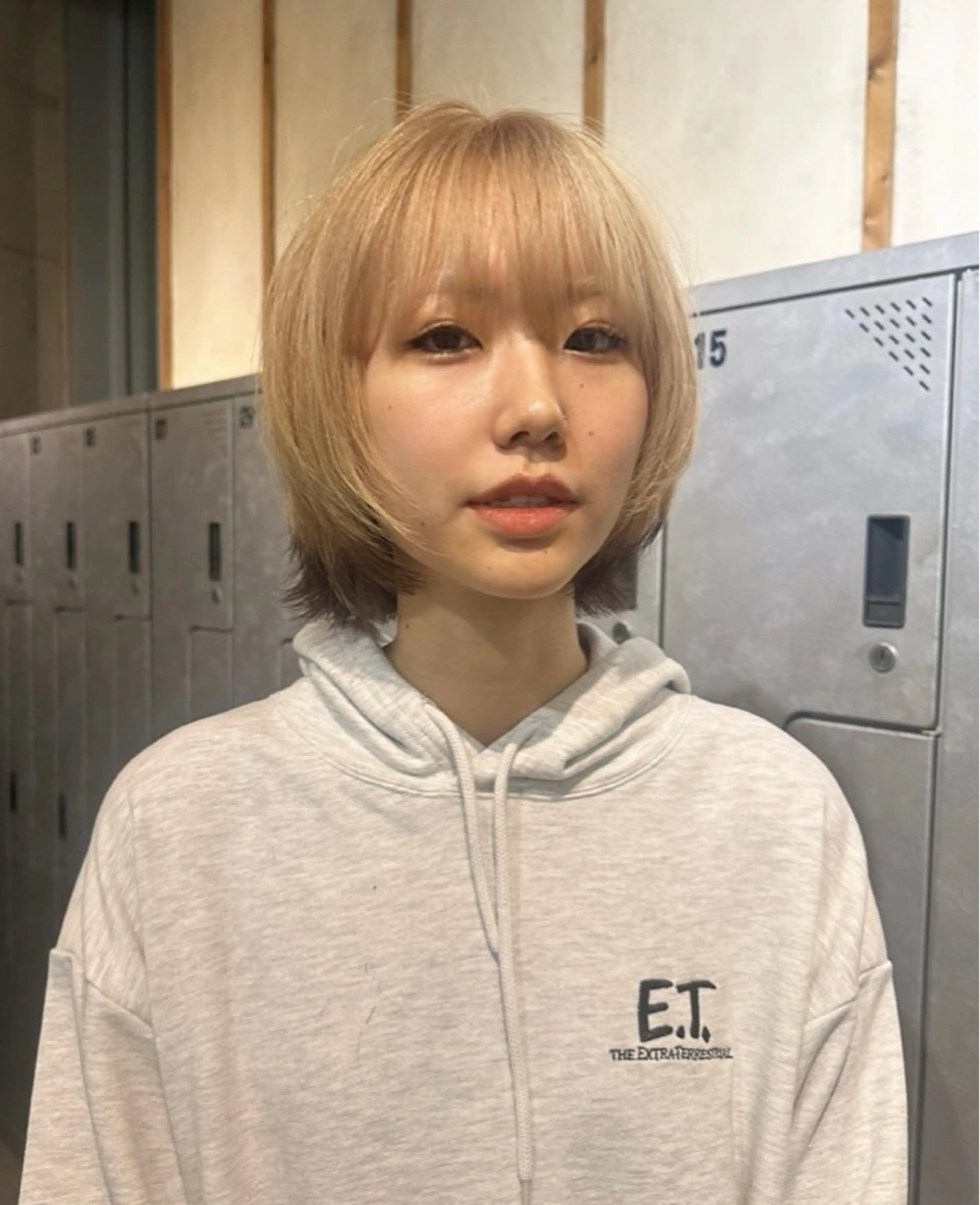 ショート ボブレイヤー ボブ レイヤーカット 小泉 璃子のヘアスタイル