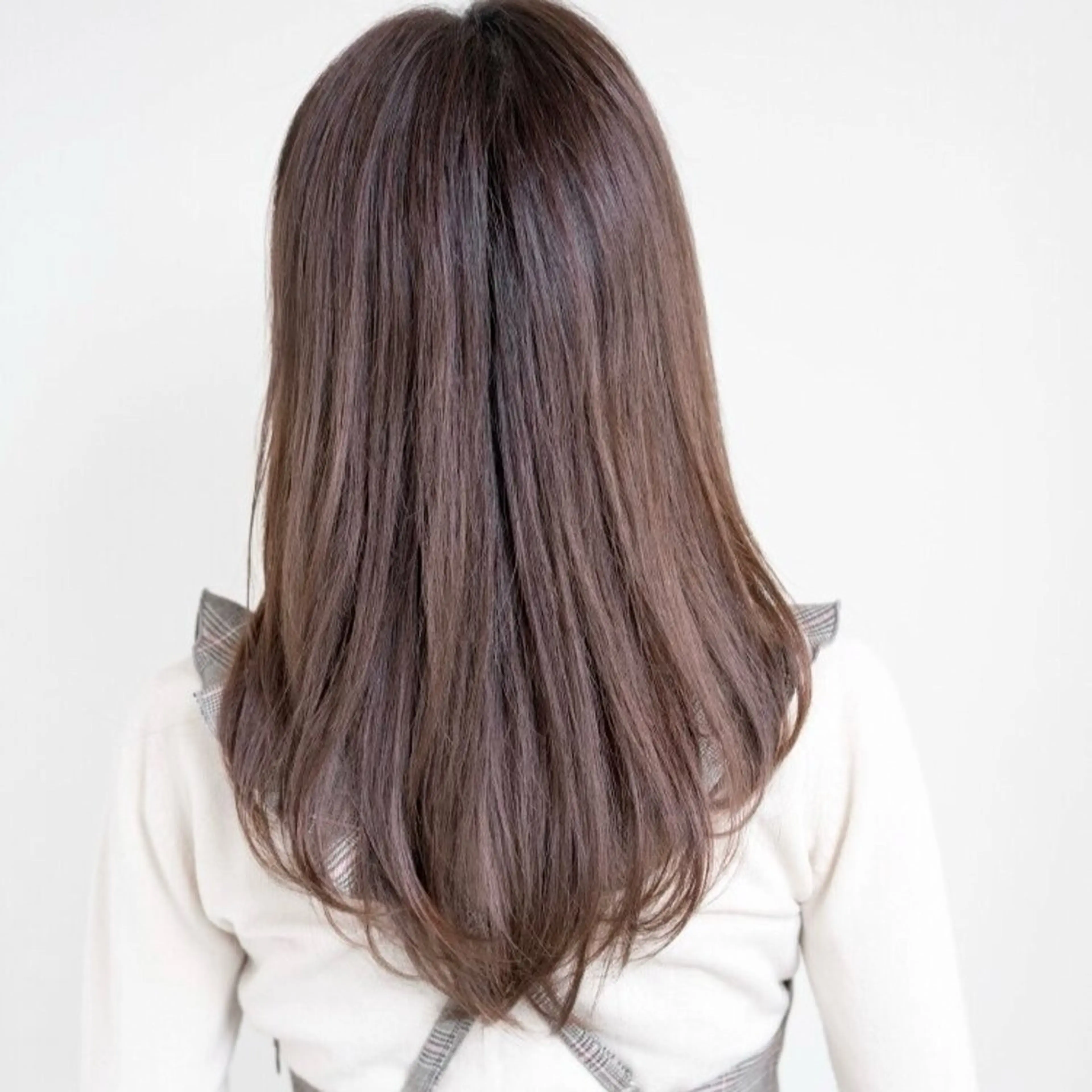 穏やかな美容室 🧑🏻‍🎨のヘアスタイル