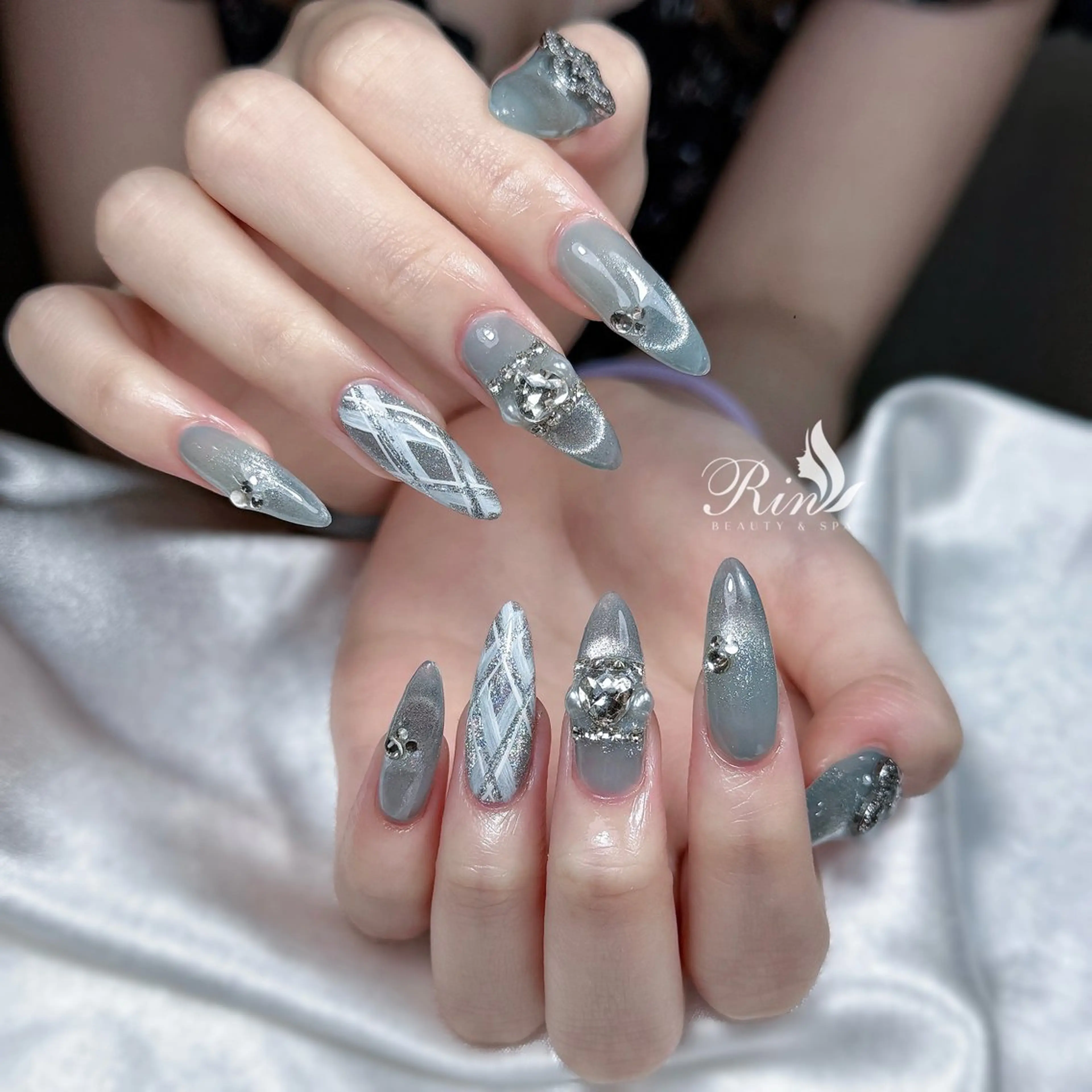 ネイル アートネイル 長さ出し ガーリー 韓国ネイル 持ち込み Rin Nail 新大久保店のネイルデザイン